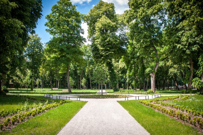 The central part of Podzamcze Park. A reconstructed 18th century Italian-style garden.