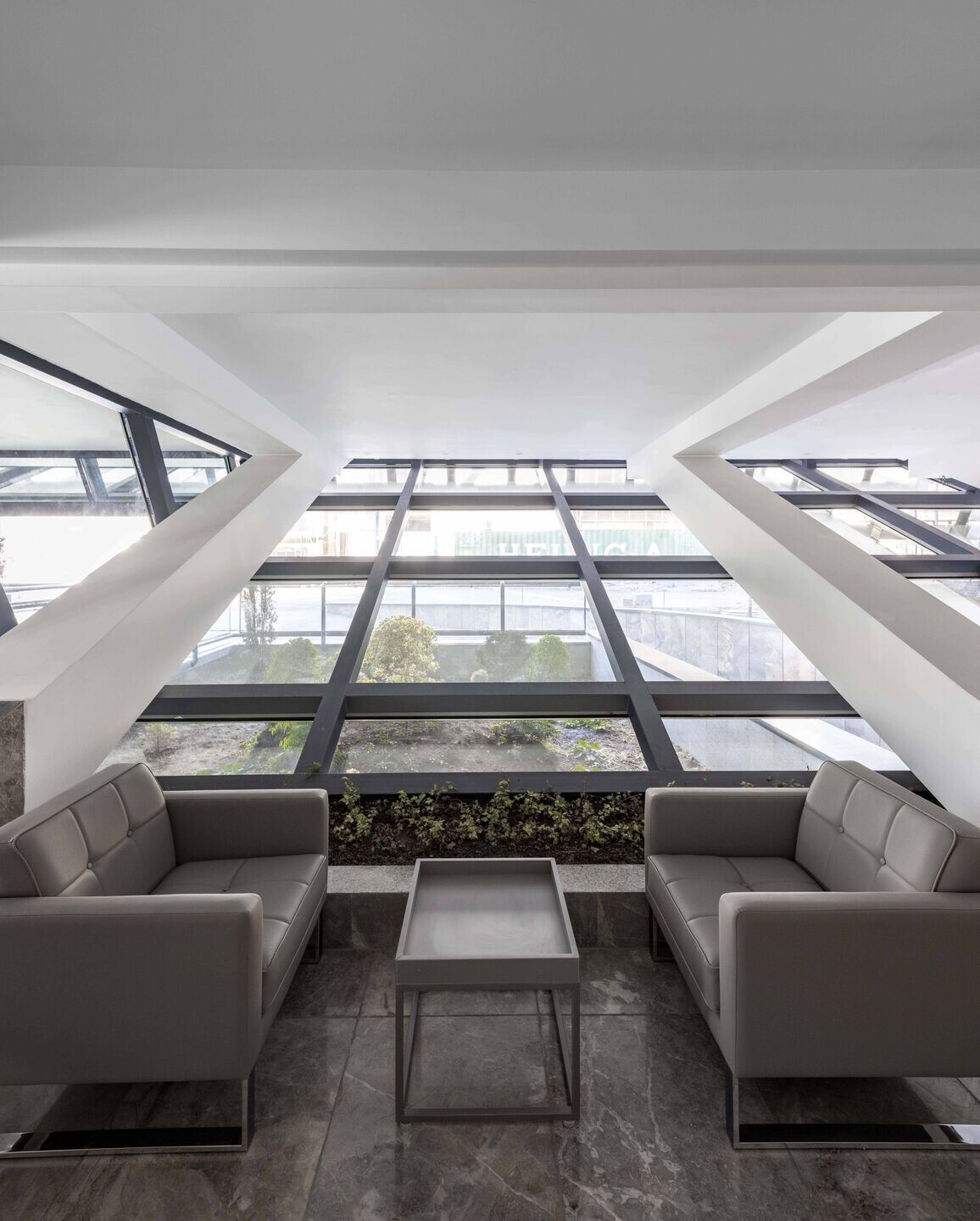 https://archello.com/story/106226/attachments/photos-videos/9 photo_credit Parham Taghioff