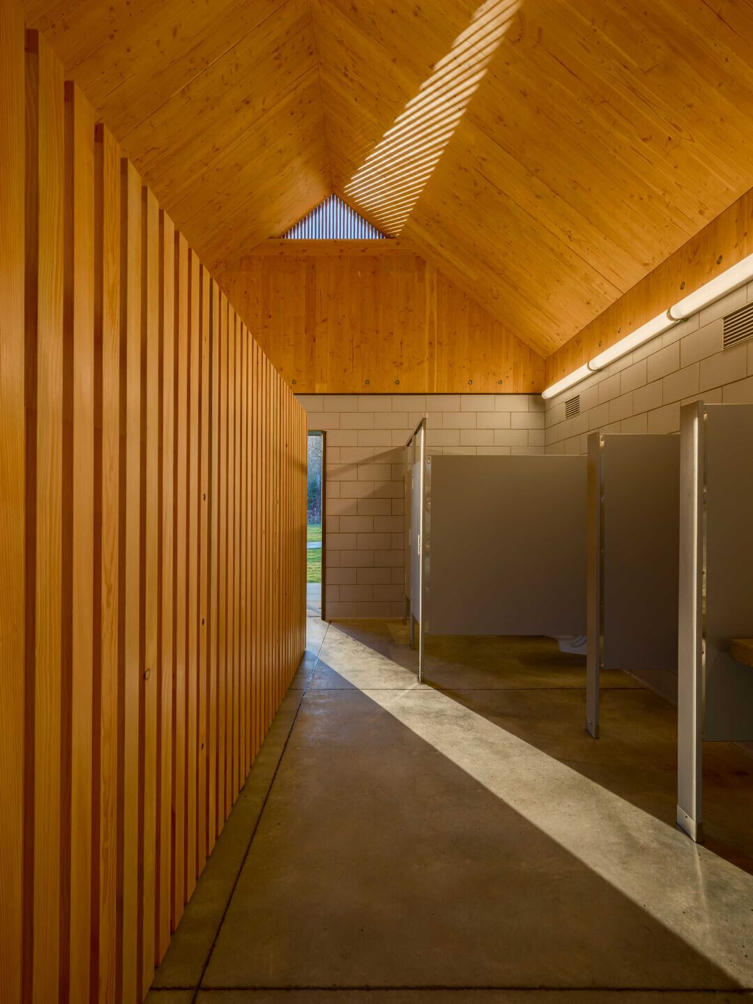 https://archello.com/story/106359/attachments/photos-videos/5 photo_credit Ed Sozinho