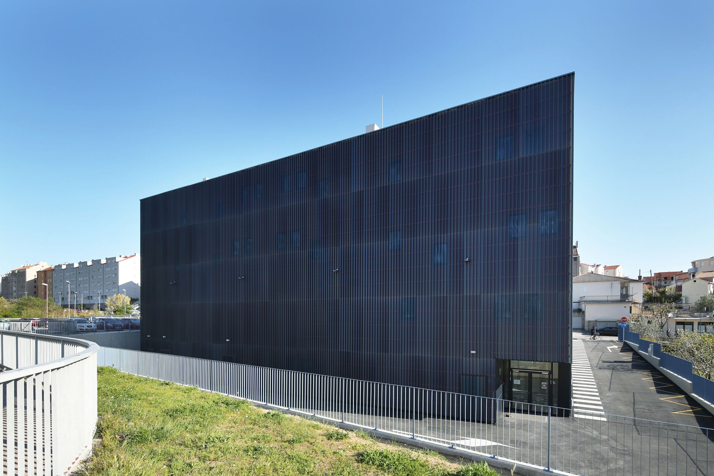 https://archello.com/story/106472/attachments/photos-videos/5 photo_credit Damir Fabijanic