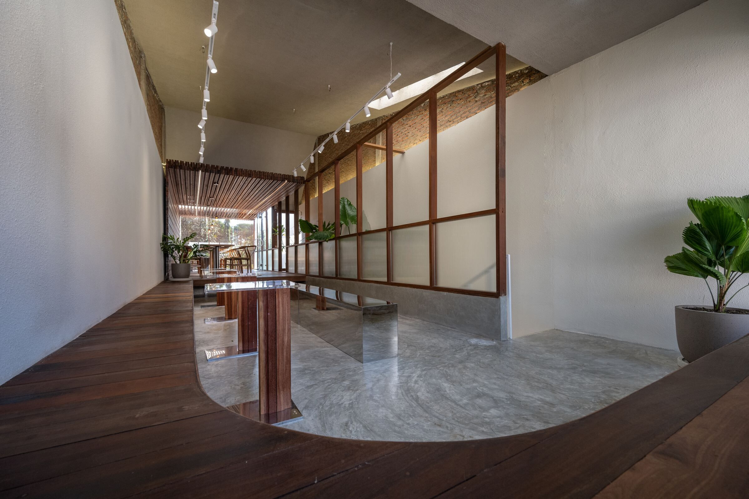 https://archello.com/story/106506/attachments/photos-videos/20 photo_credit Rungkit Charoenwat
