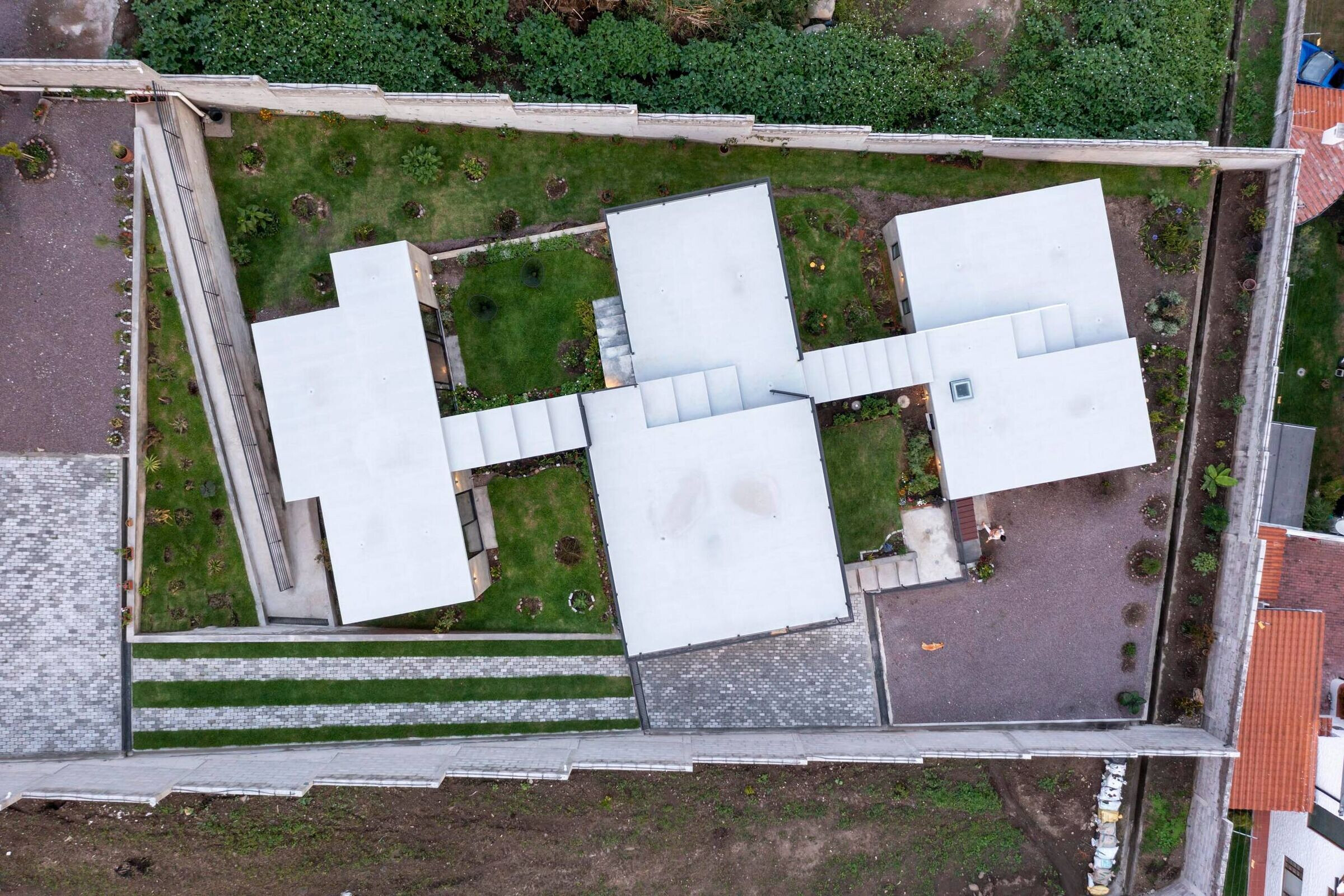 https://archello.com/story/106536/attachments/photos-videos/12 photo_credit Andrés Villota