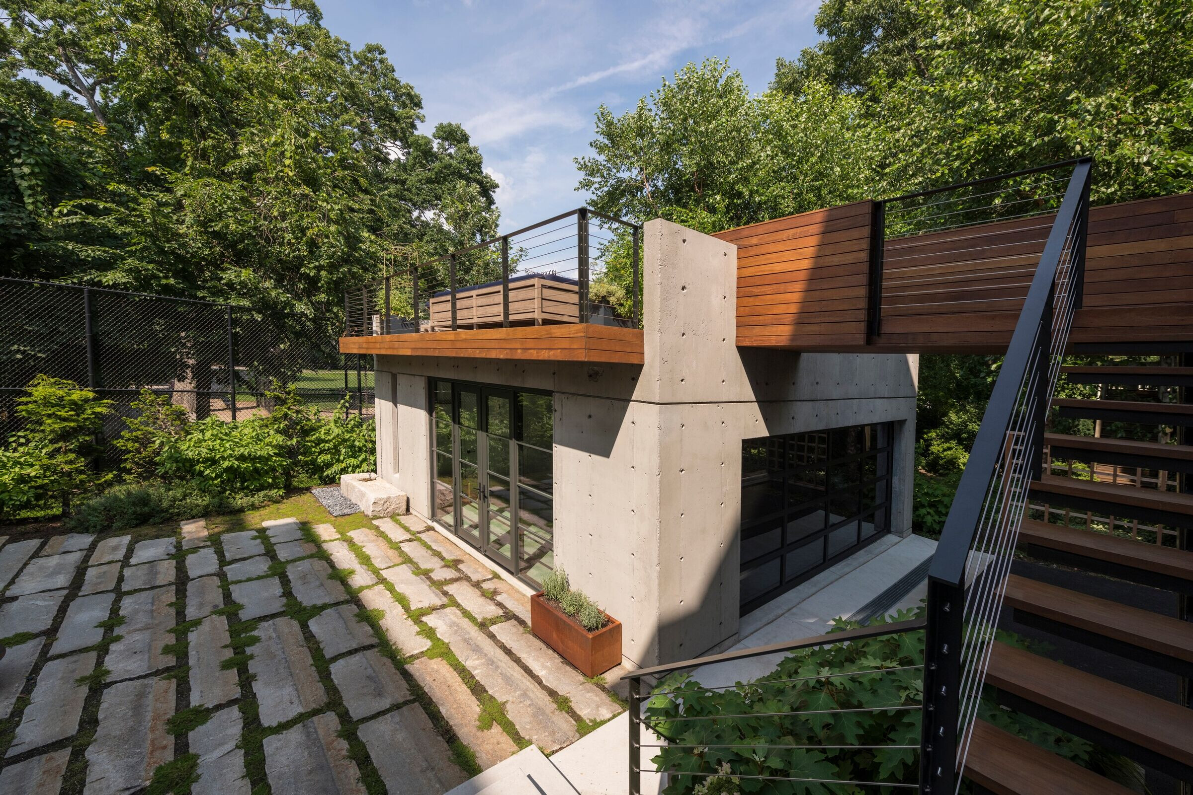 https://archello.com/story/106639/attachments/photos-videos/5 photo_credit Peter Vanderwarker