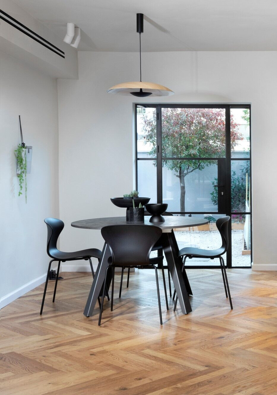 https://archello.com/story/106697/attachments/photos-videos/7 photo_credit Eran Turgeman