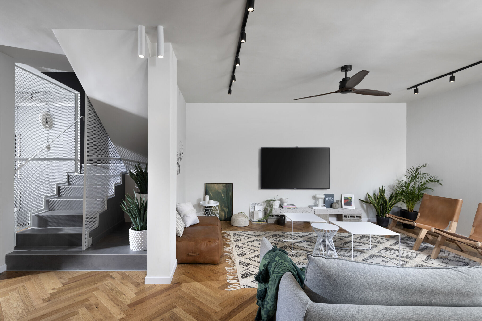 https://archello.com/story/106697/attachments/photos-videos/1 photo_credit Eran Turgeman