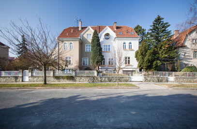 LERCHOVA HOUSE