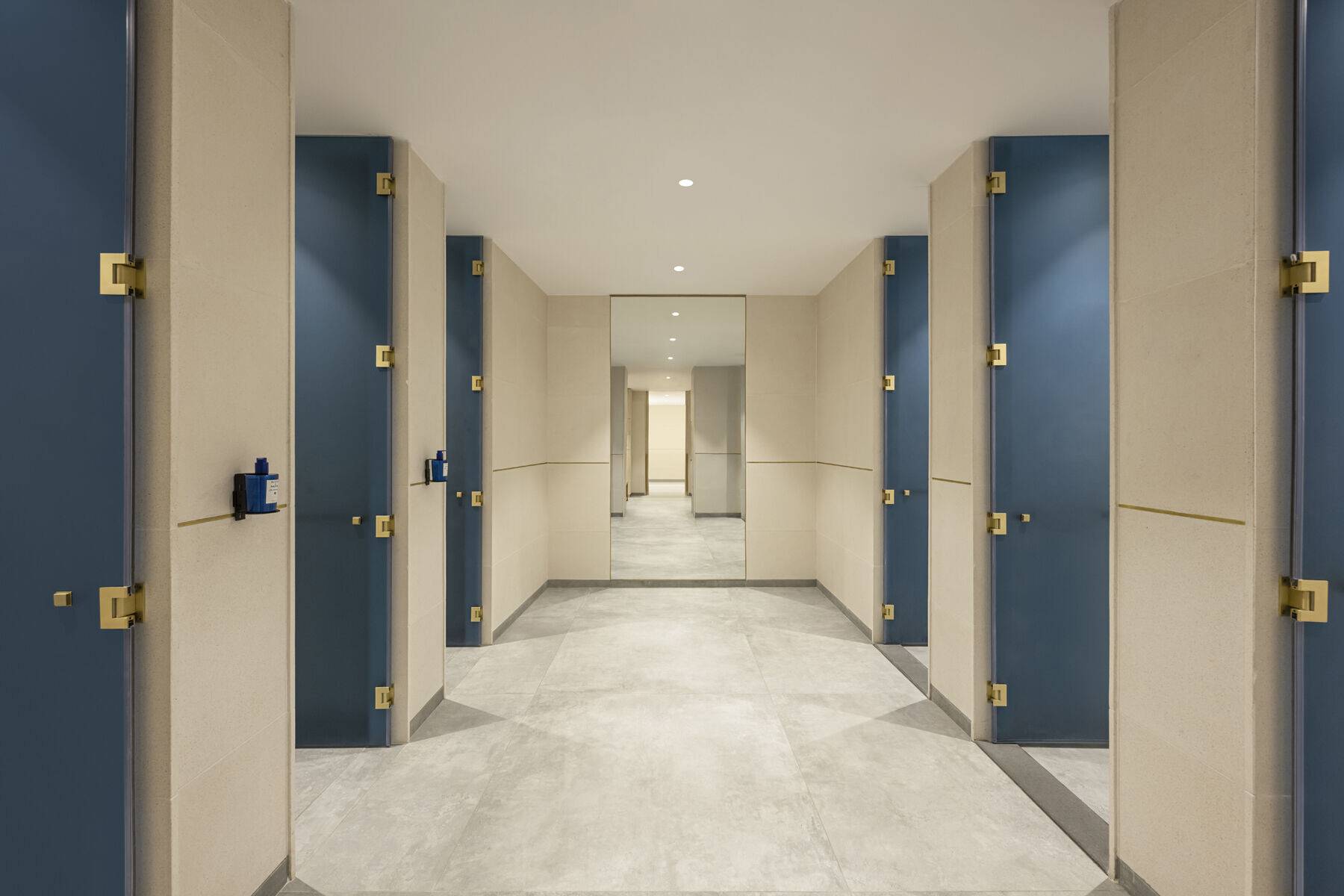 https://archello.com/story/106796/attachments/photos-videos/22 photo_credit AURA SKYPOOL Dubai, Juliet Dunne