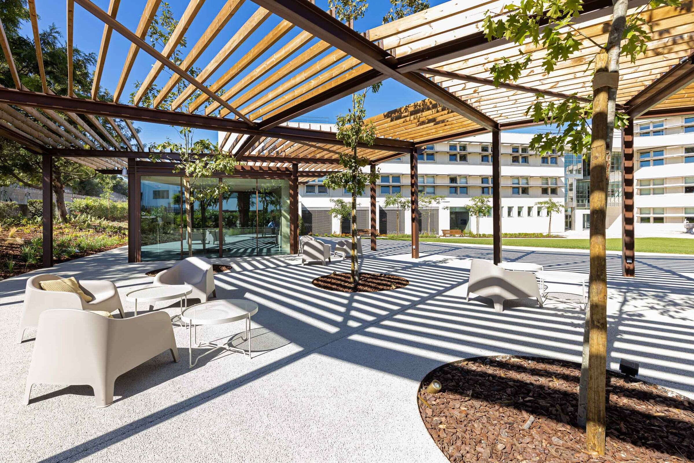 https://archello.com/story/106912/attachments/photos-videos/4 photo_credit spacesandplaces.pt