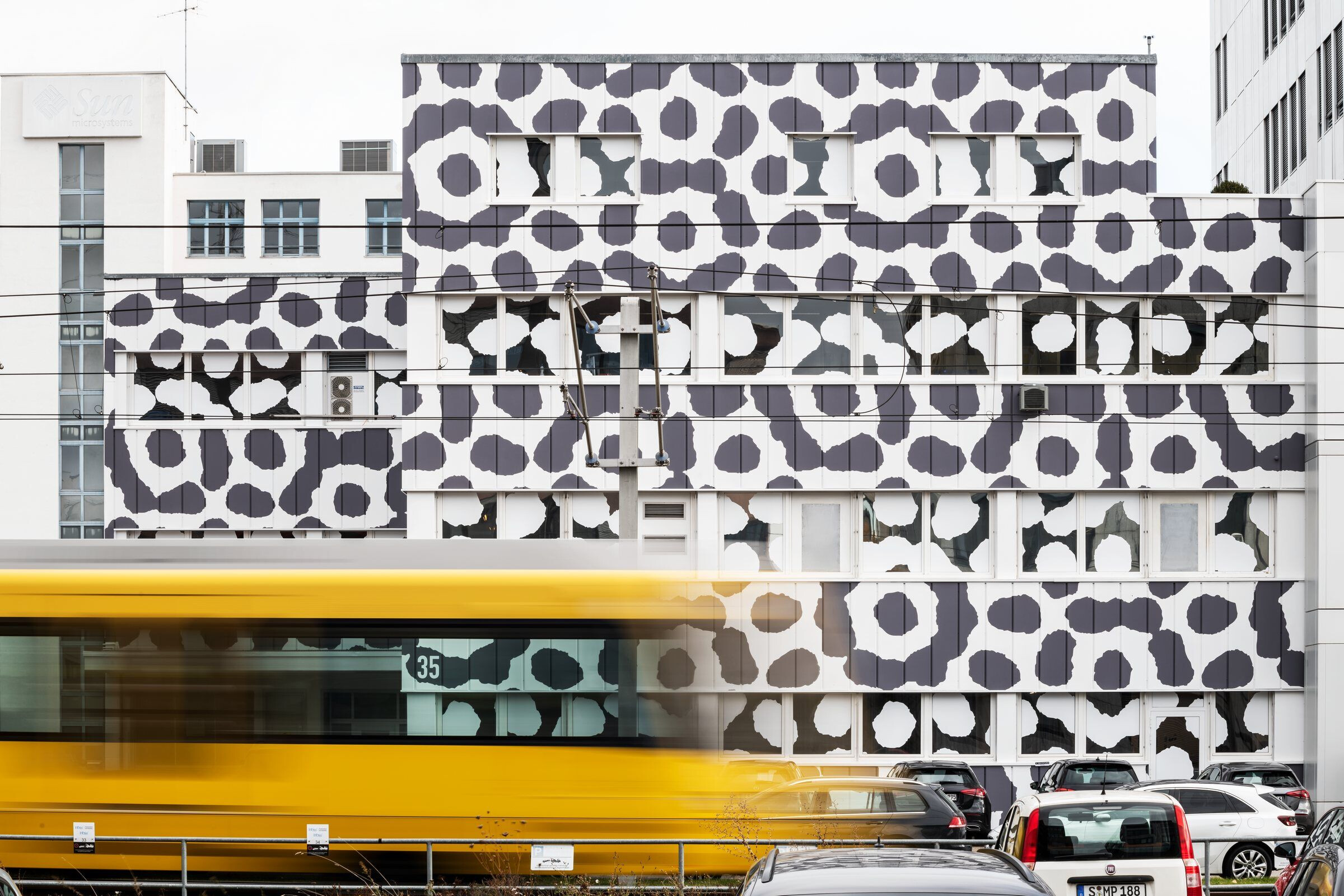 https://archello.com/story/107044/attachments/photos-videos/9 photo_credit David Franck