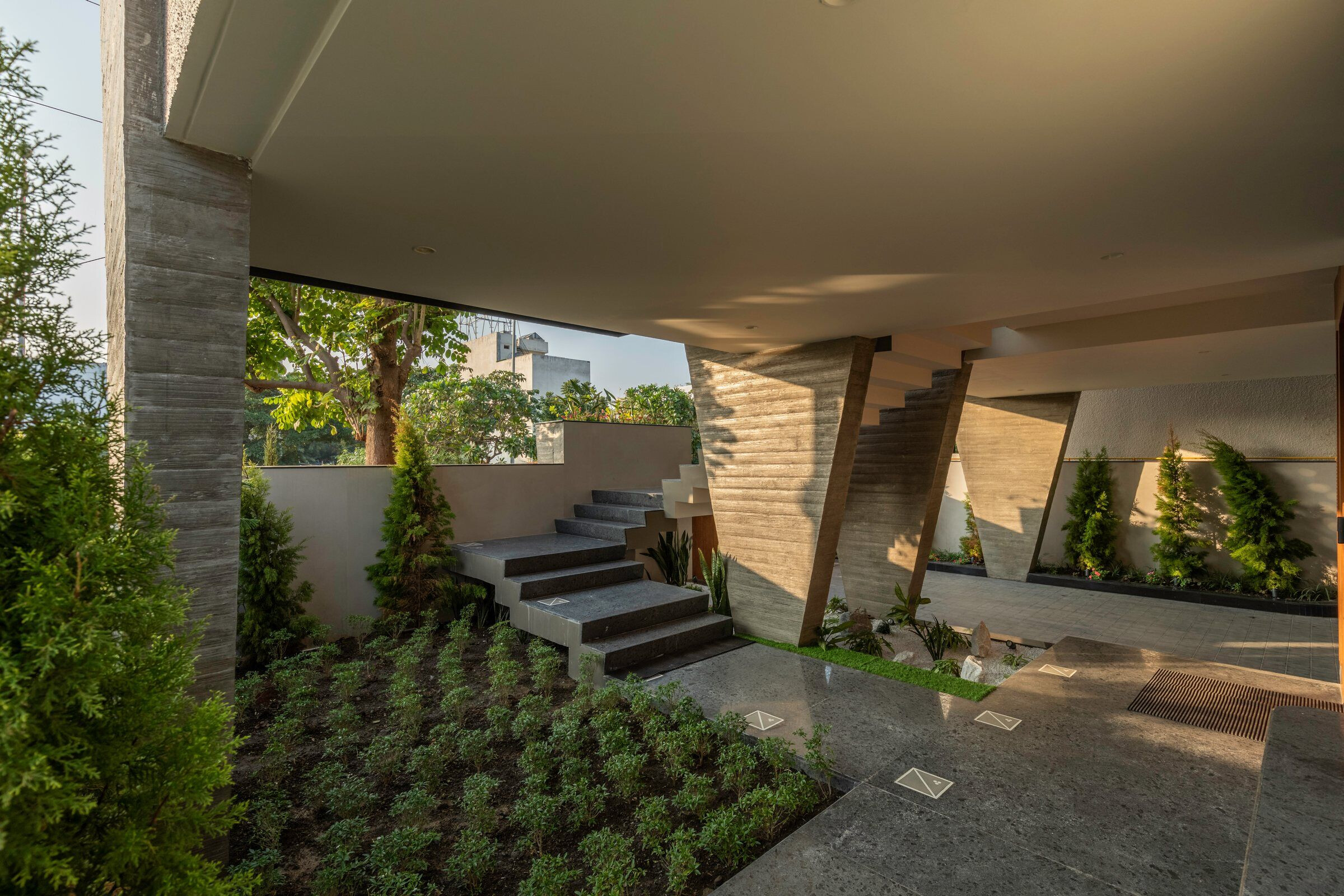 https://archello.com/story/107087/attachments/photos-videos/8 photo_credit Ruuhchitra