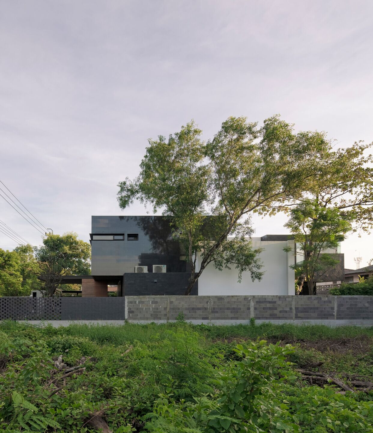 https://archello.com/story/107088/attachments/photos-videos/3 photo_credit Soopakorn Srisakul