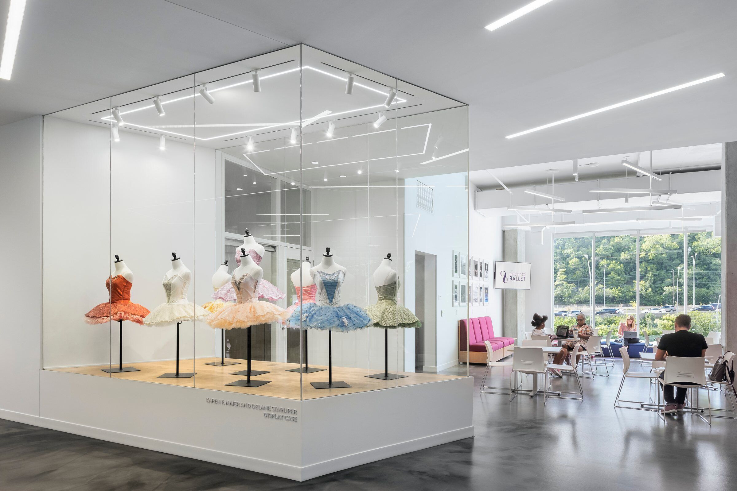https://archello.com/story/107158/attachments/photos-videos/11 photo_credit Brad Feinknopf