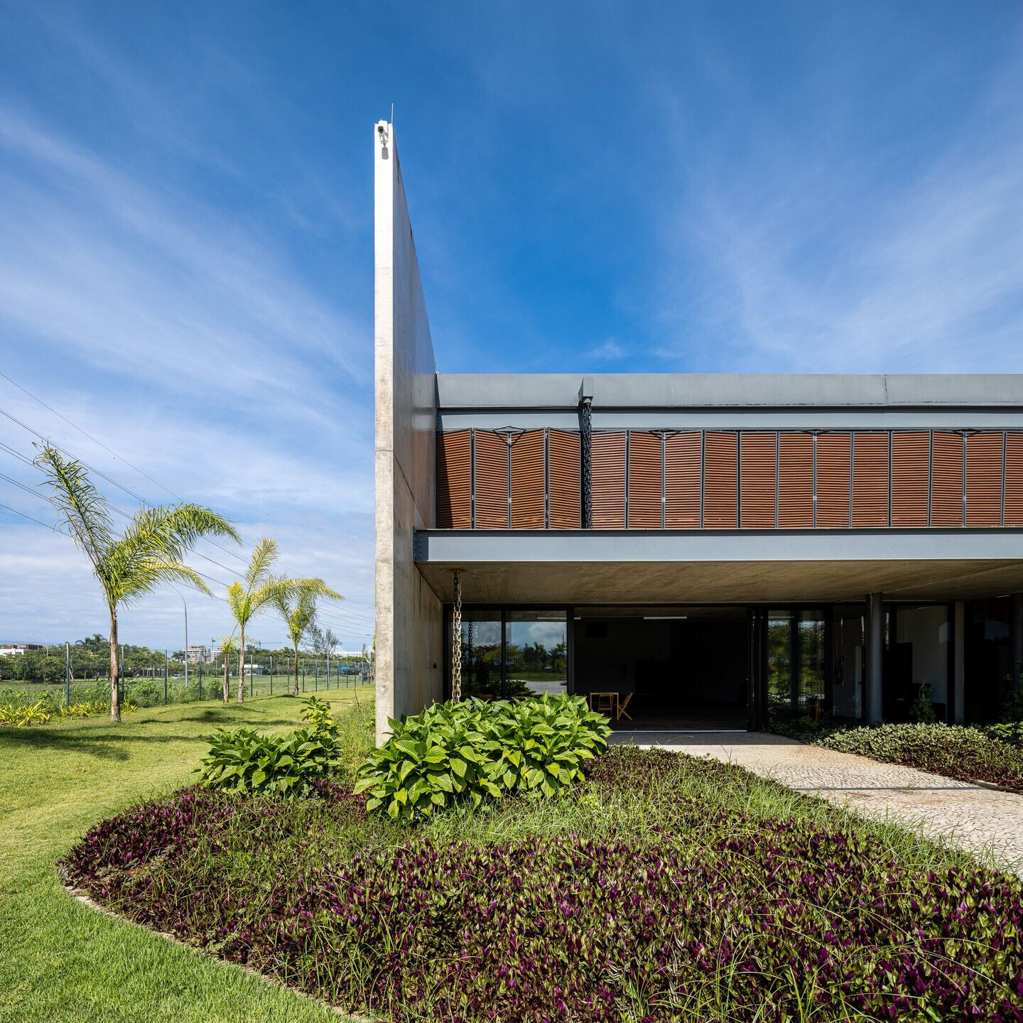 https://archello.com/story/107218/attachments/photos-videos/8 photo_credit Manuel Sá
