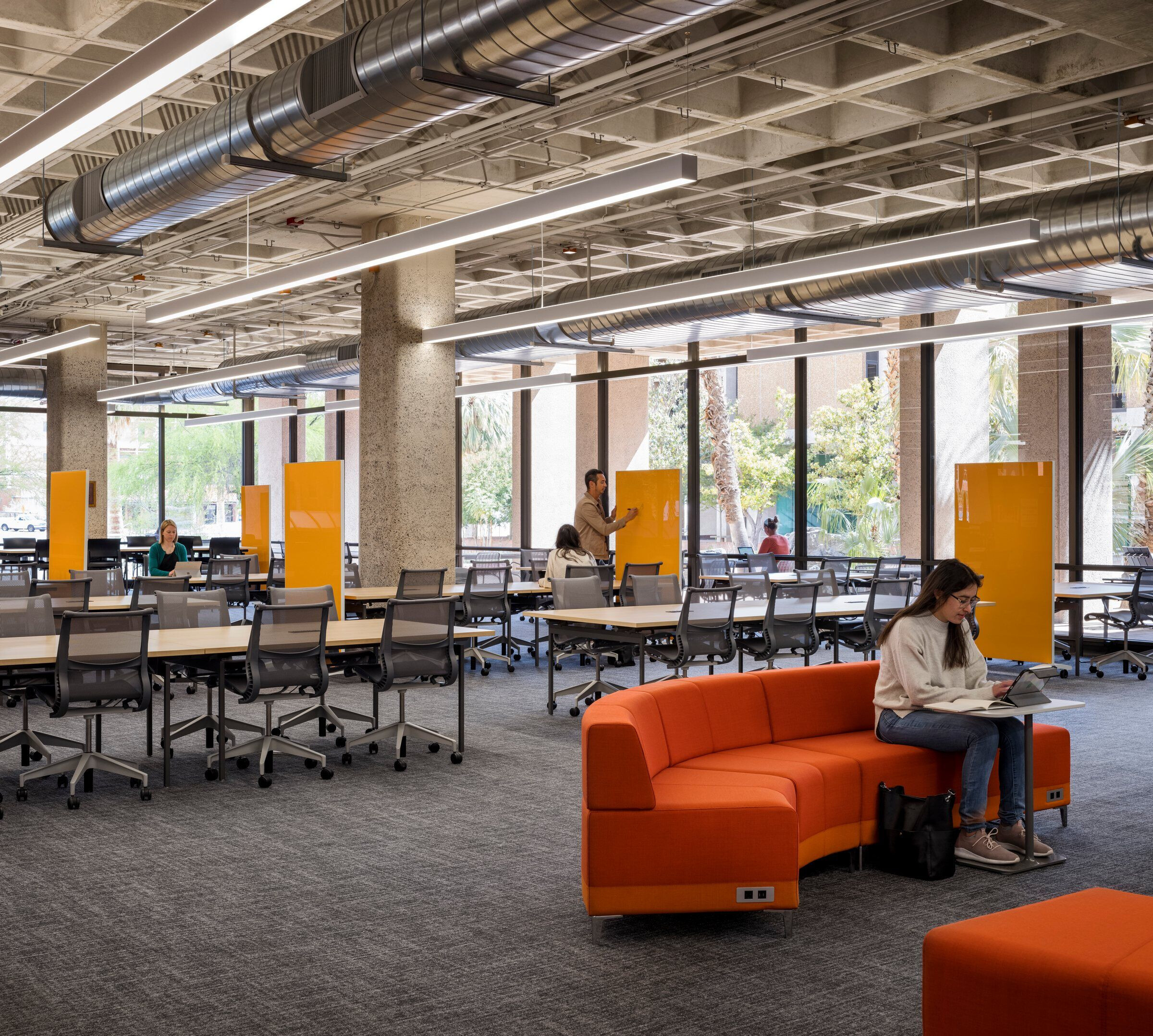 https://archello.com/story/107216/attachments/photos-videos/9 photo_credit Chipper Hatter