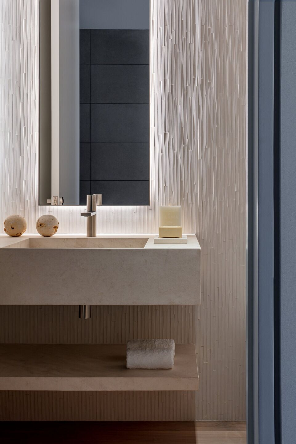 https://archello.com/story/107267/attachments/photos-videos/16 photo_credit Nico Marques