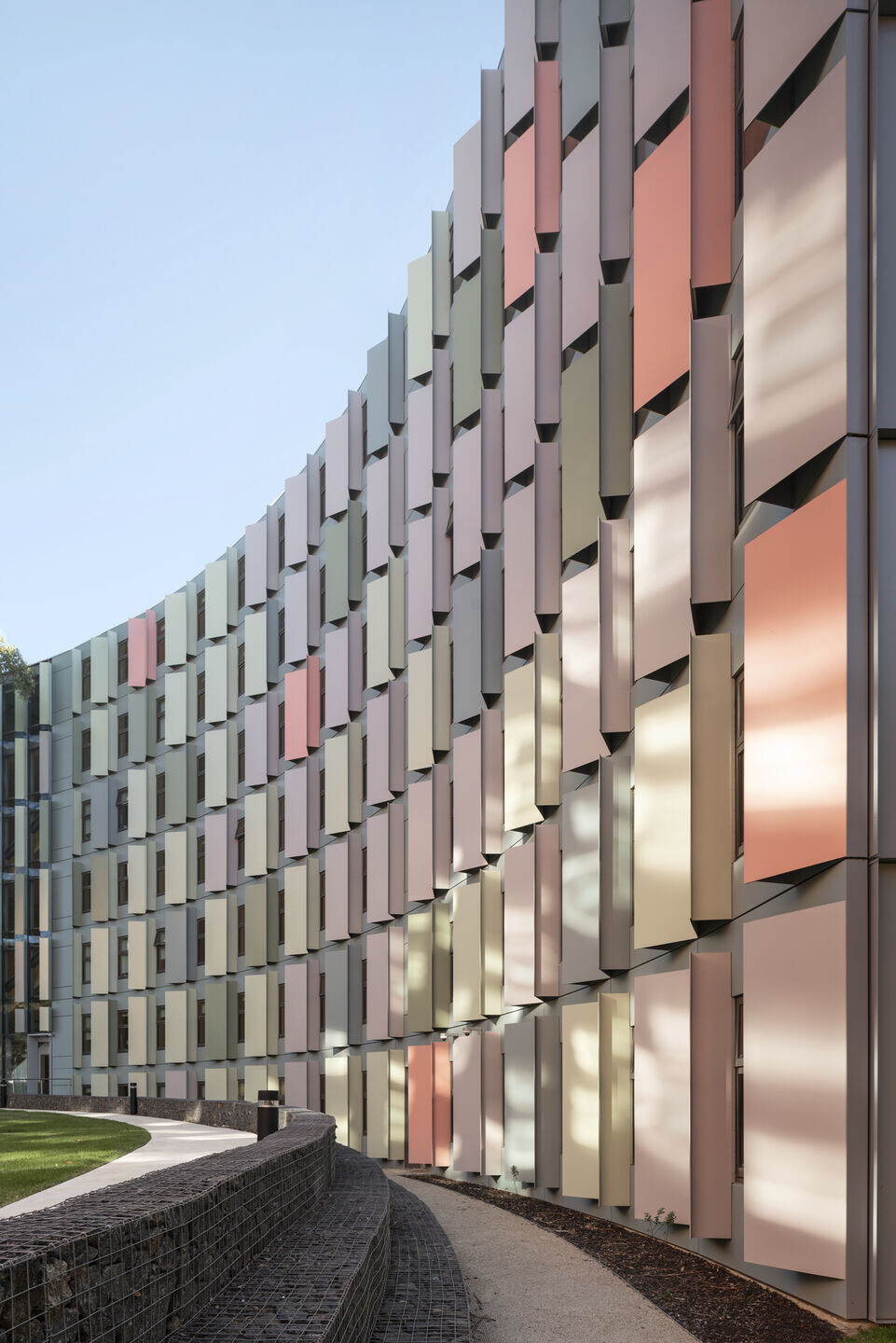 https://archello.com/story/92179/attachments/photos-videos/5 photo_credit Peter Clarke