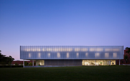 Johnson County Community College Fine Arts and Design Studio, Overland Park, KS by BNIM Architects.
