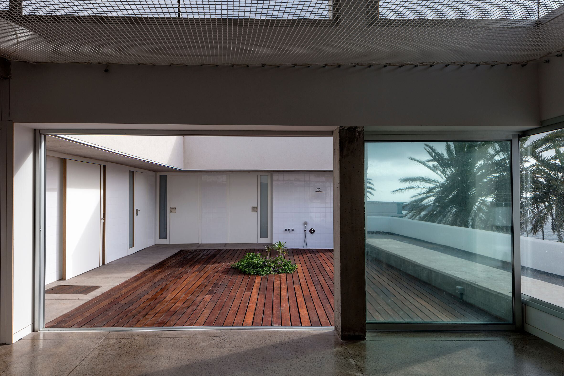 https://archello.com/story/107342/attachments/photos-videos/14 photo_credit José Ramón Oller