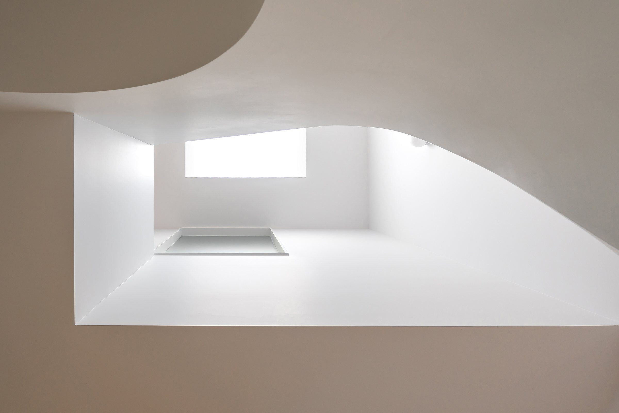 https://archello.com/story/107403/attachments/photos-videos/10 photo_credit Ronan Mézière