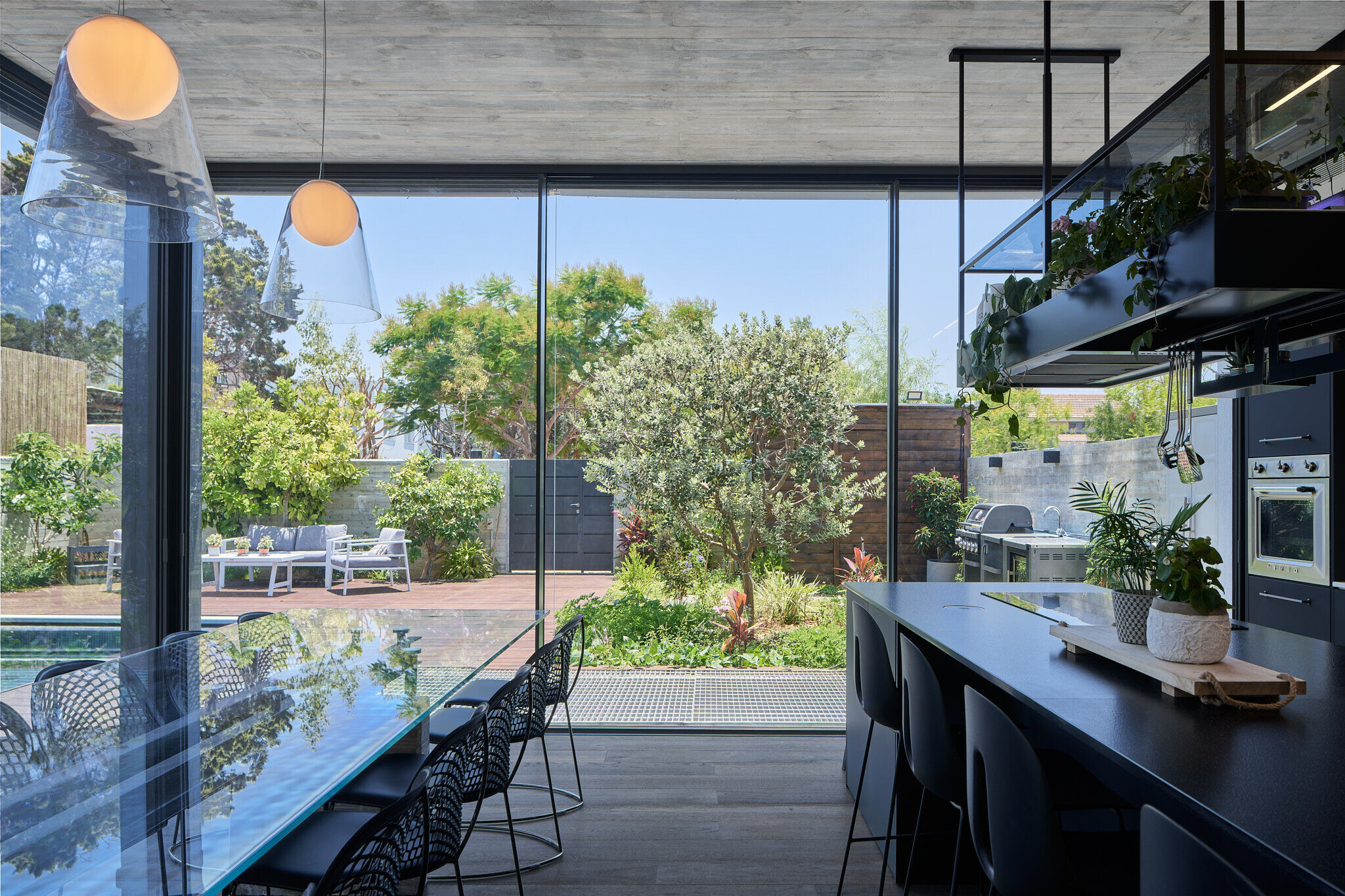 https://archello.com/story/107439/attachments/photos-videos/18 photo_credit Lior Teitler