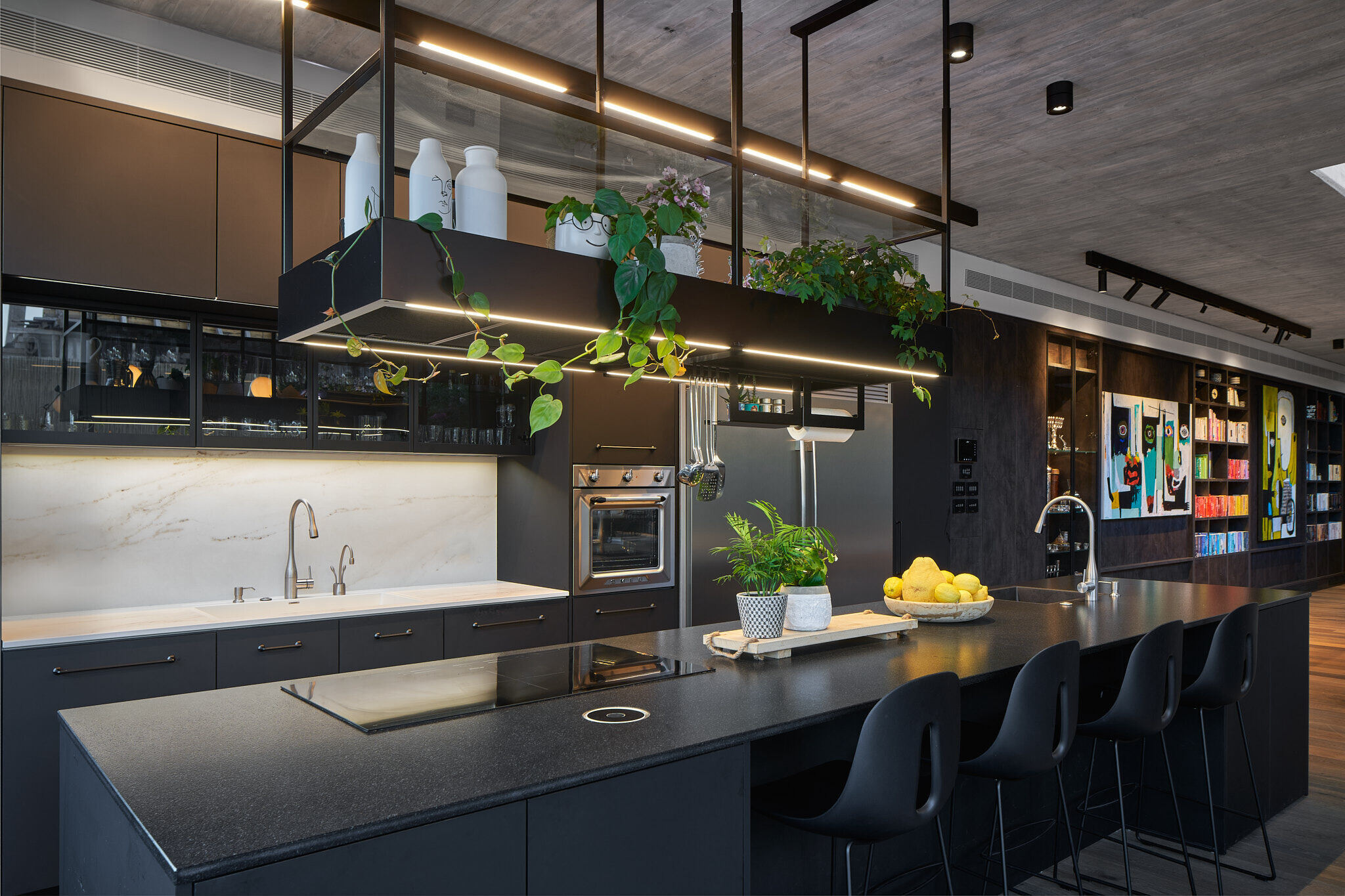 https://archello.com/story/107439/attachments/photos-videos/26 photo_credit Lior Teitler