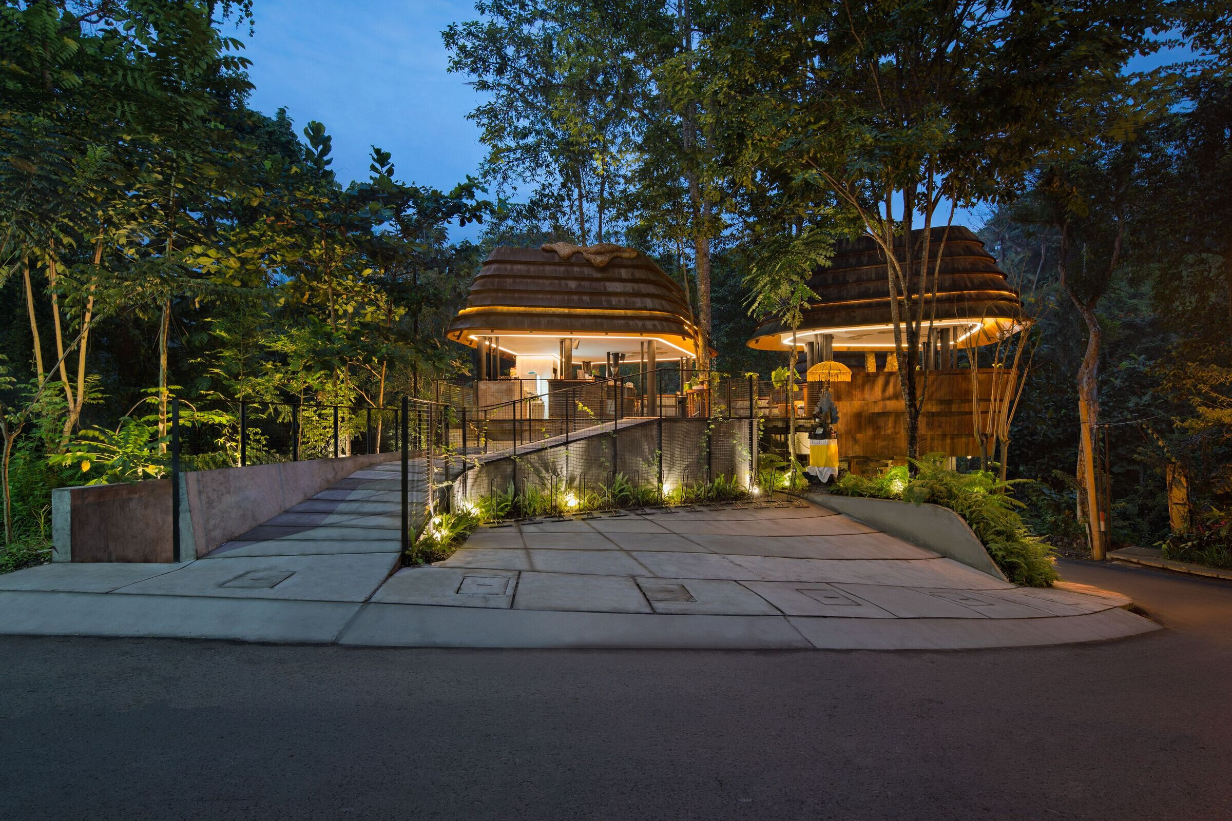 https://archello.com/story/107489/attachments/photos-videos/5 photo_credit Mario Wibowo Photography