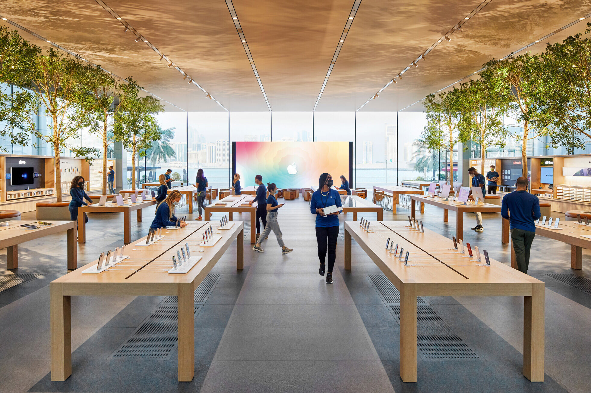 https://archello.com/story/107623/attachments/photos-videos/4 photo_credit Courtesy of Apple