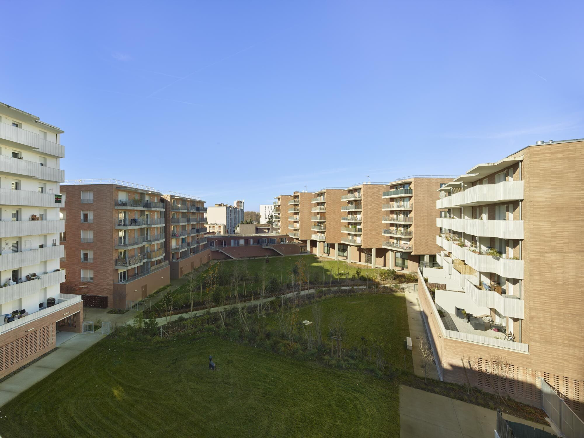 https://archello.com/story/107615/attachments/photos-videos/3 photo_credit Roland Halbe