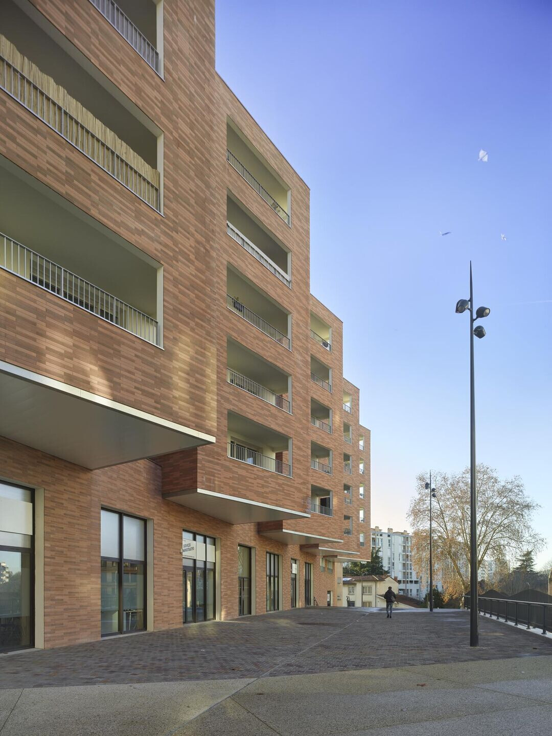 https://archello.com/story/107615/attachments/photos-videos/13 photo_credit Roland Halbe