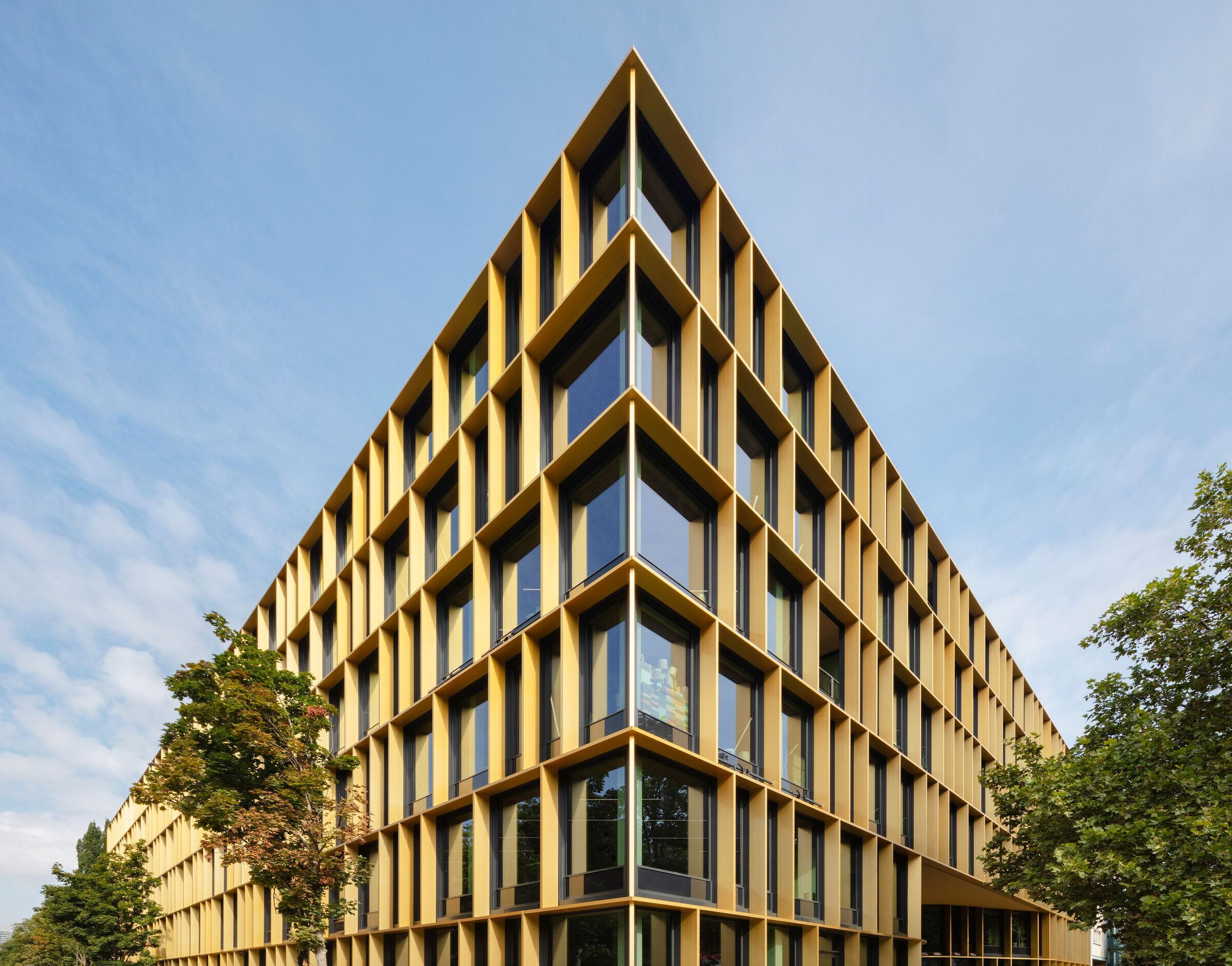 https://archello.com/story/107651/attachments/photos-videos/7 photo_credit ©HGEsch