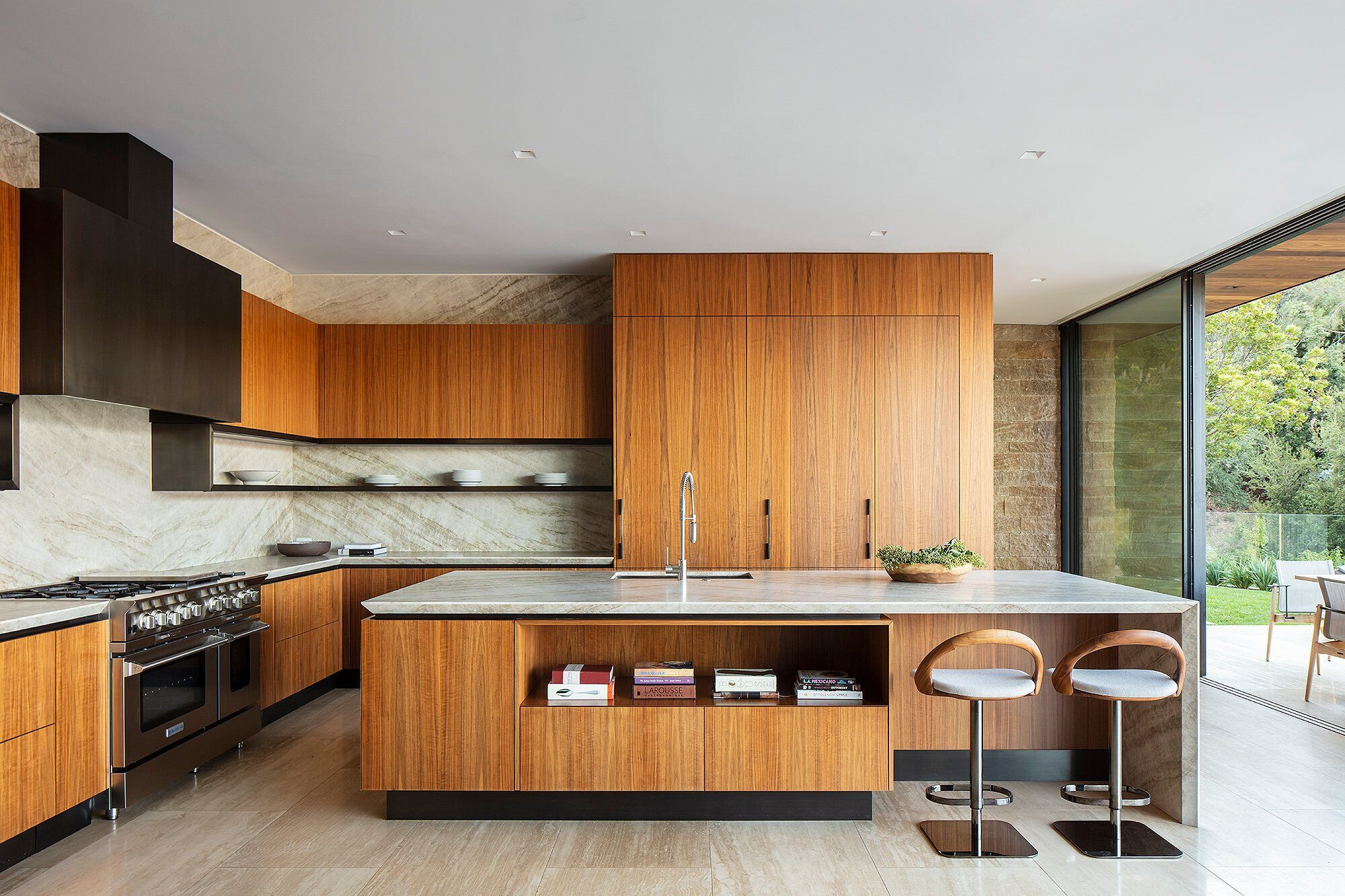 https://archello.com/story/107701/attachments/photos-videos/46 photo_credit Manolo Langis