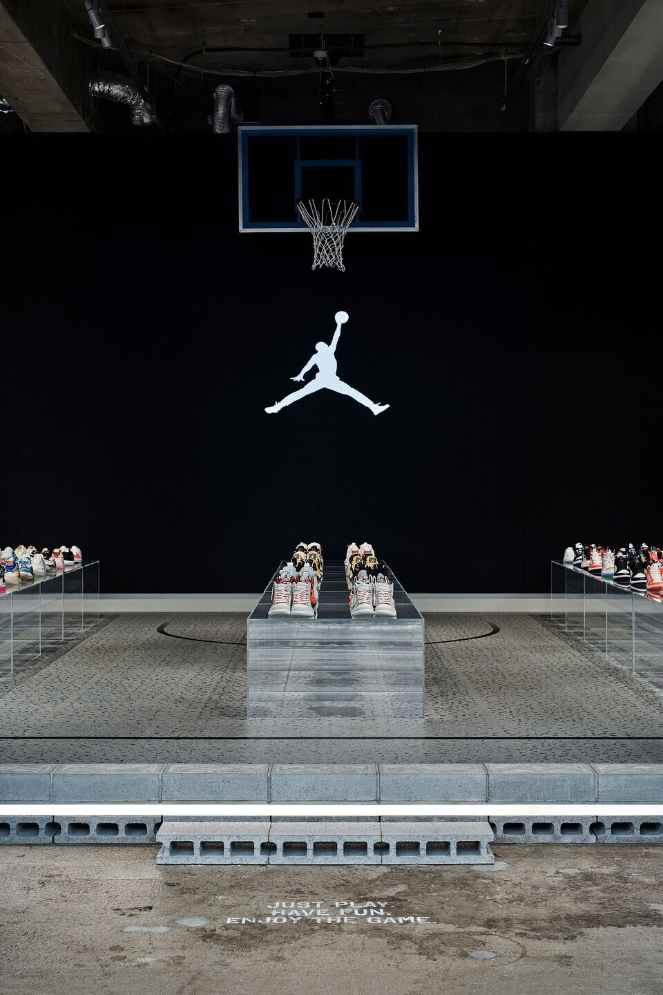 https://archello.com/story/108075/attachments/photos-videos/4 photo_credit Masaaki Inoue / BOUILLON