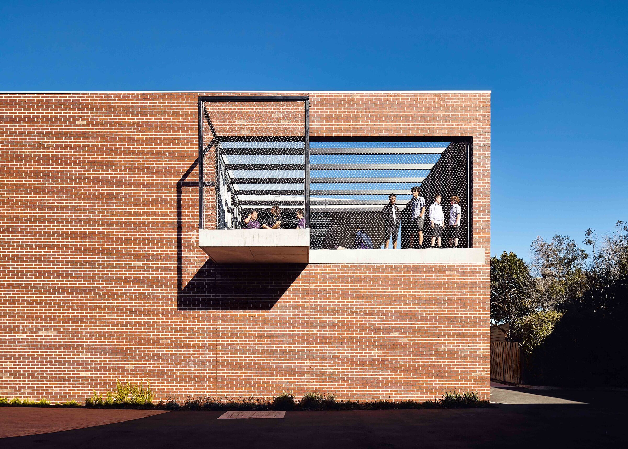 https://archello.com/story/108108/attachments/photos-videos/3 photo_credit Peter Bennetts