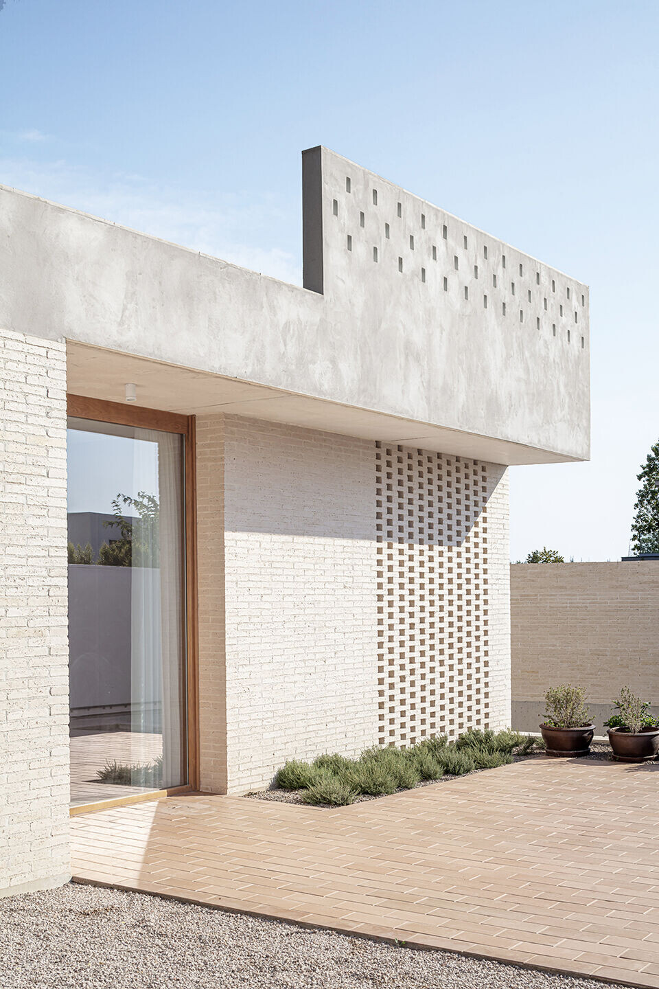 https://archello.com/story/108097/attachments/photos-videos/4 photo_credit Adrià Goula