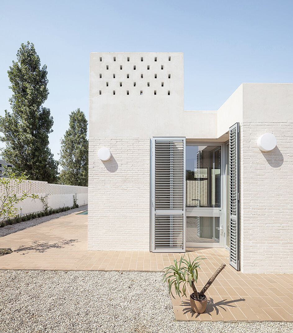 https://archello.com/story/108097/attachments/photos-videos/7 photo_credit Adrià Goula