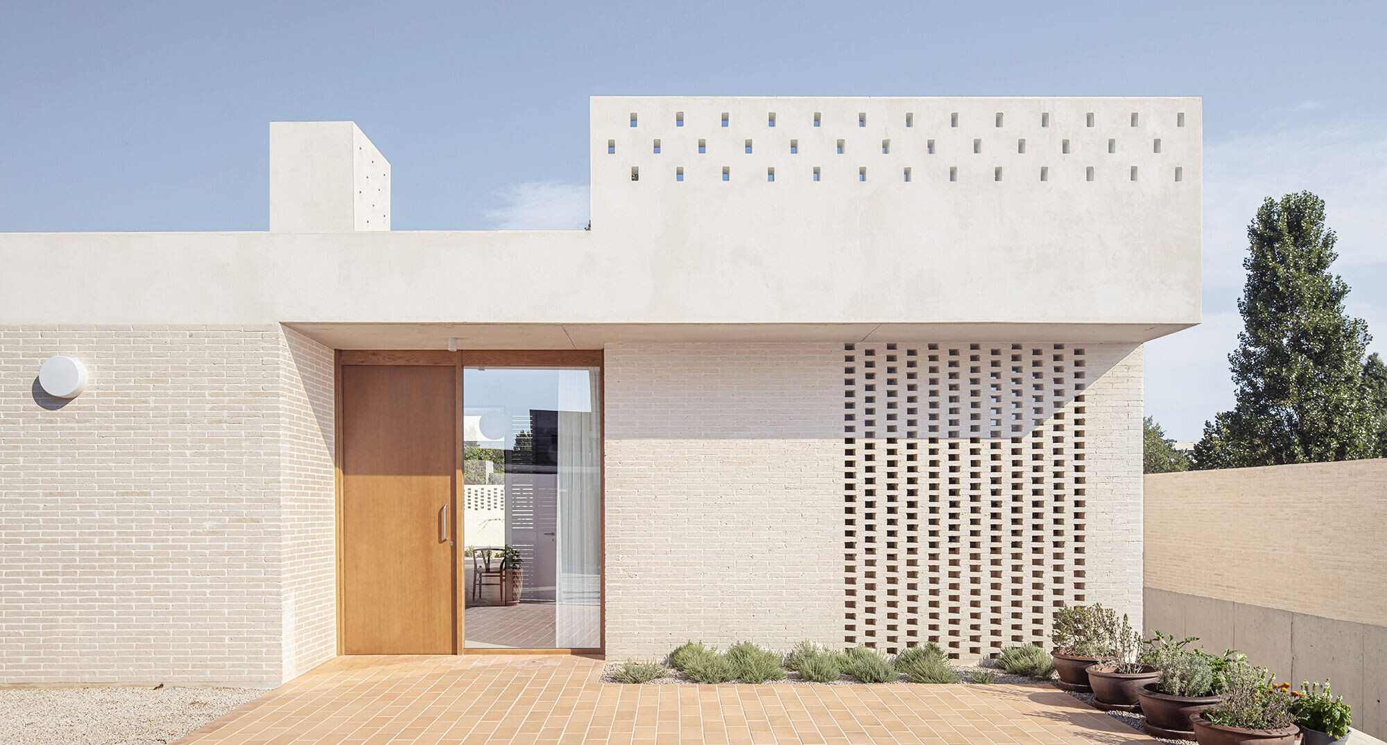https://archello.com/story/108097/attachments/photos-videos/15 photo_credit Adrià Goula