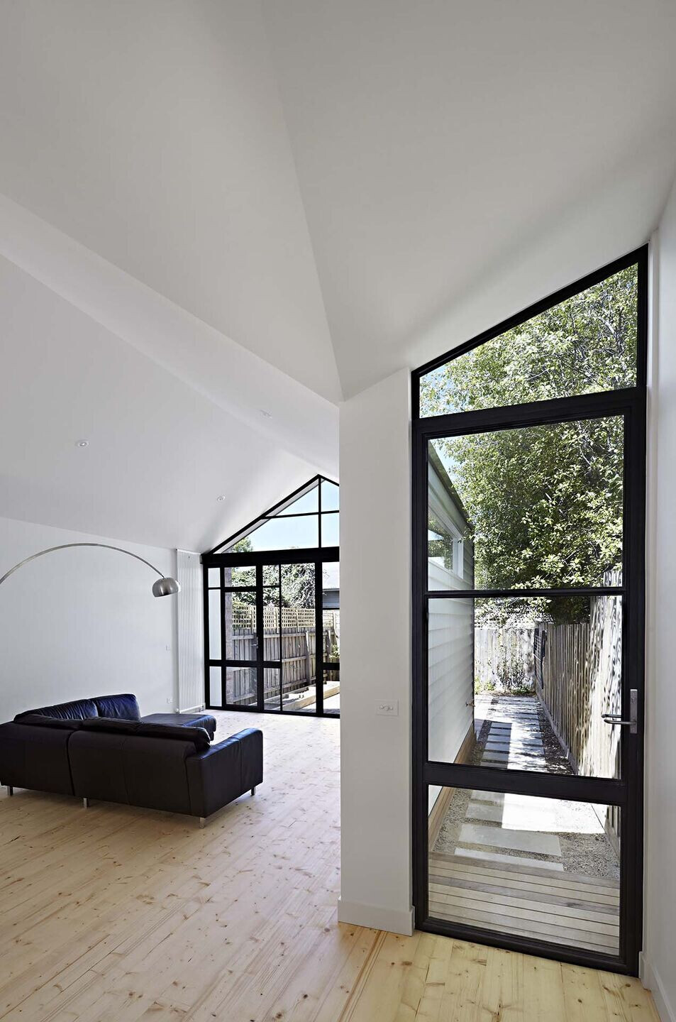 https://archello.com/story/108180/attachments/photos-videos/8 photo_credit TM Photo