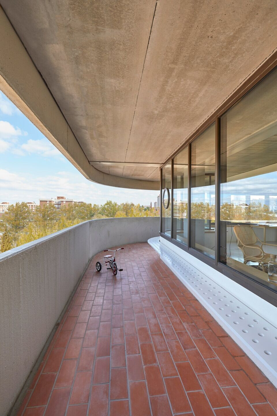 https://archello.com/story/79037/attachments/photos-videos/12 photo_credit Romero & Vallejo