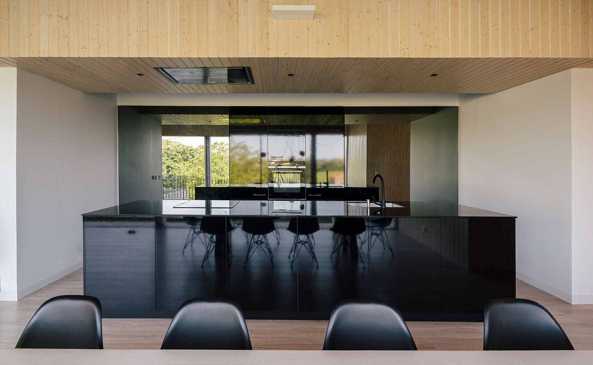 https://archello.com/story/108315/attachments/photos-videos/27 photo_credit Imagen Subliminal (Miguel de Guzmán & Rocío Romero)
