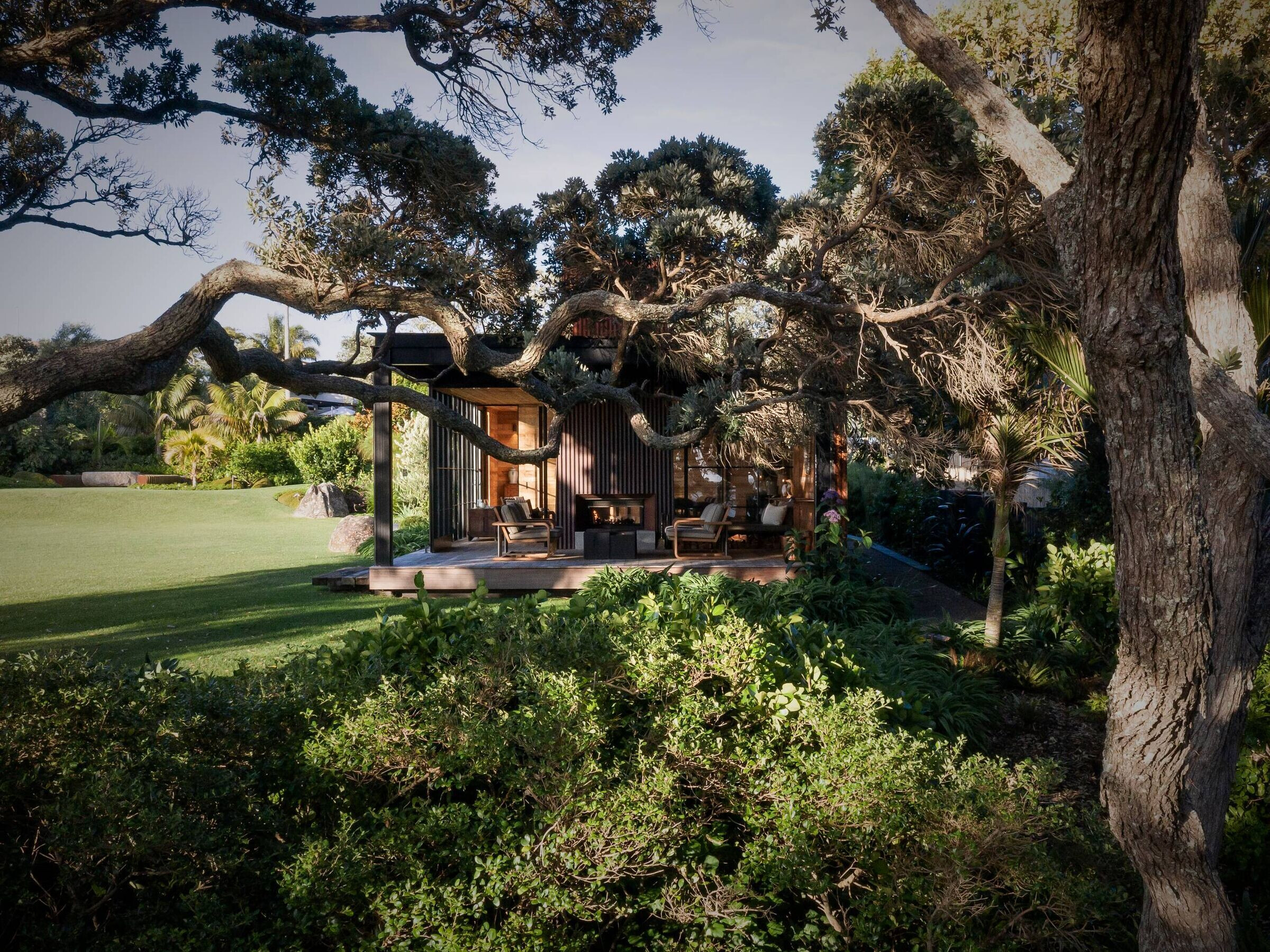 https://archello.com/story/108510/attachments/photos-videos/6 photo_credit Sam Hartnett