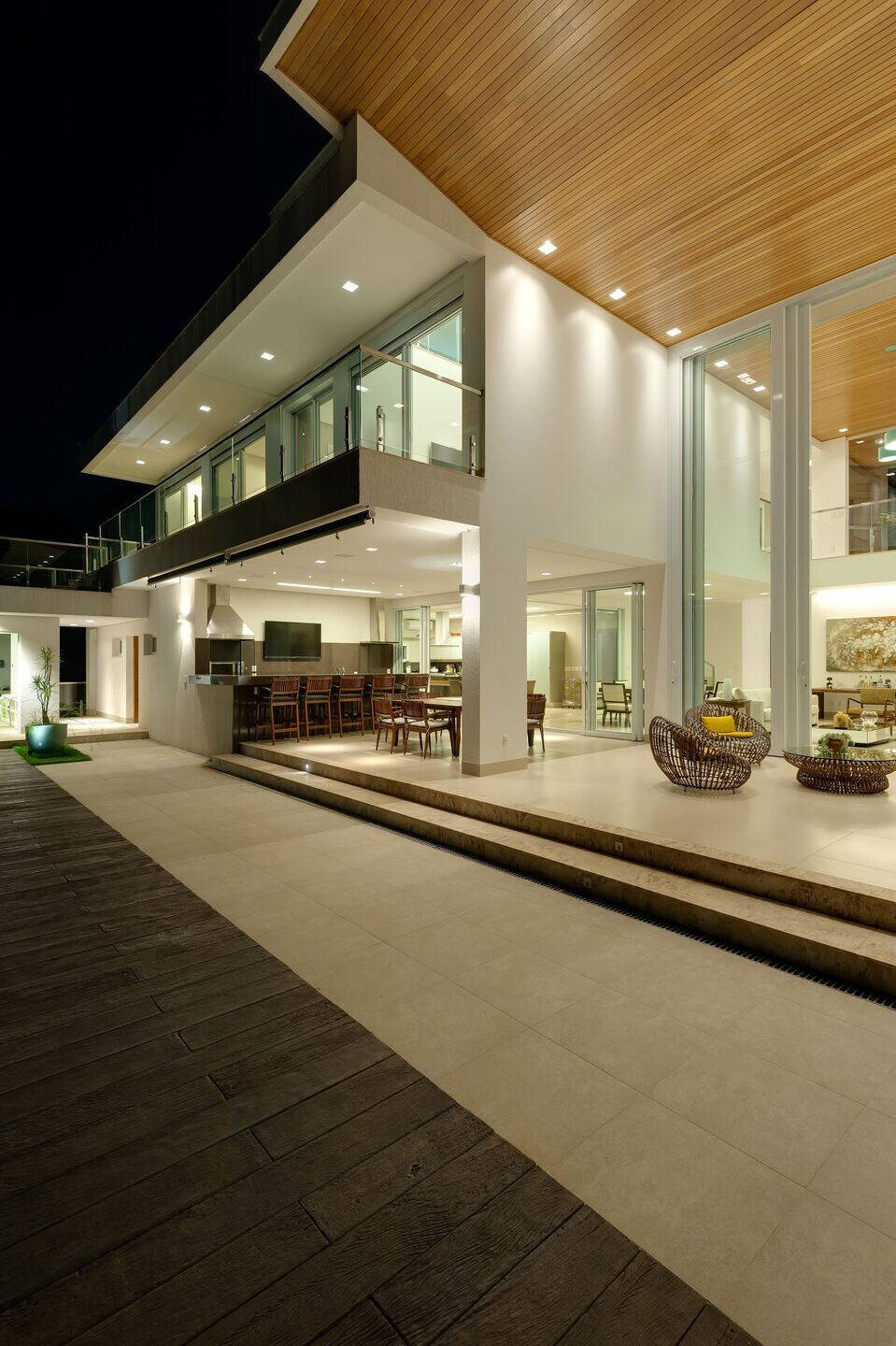 https://archello.com/story/108620/attachments/photos-videos/11 photo_credit leandro moura - estudio onzeonze