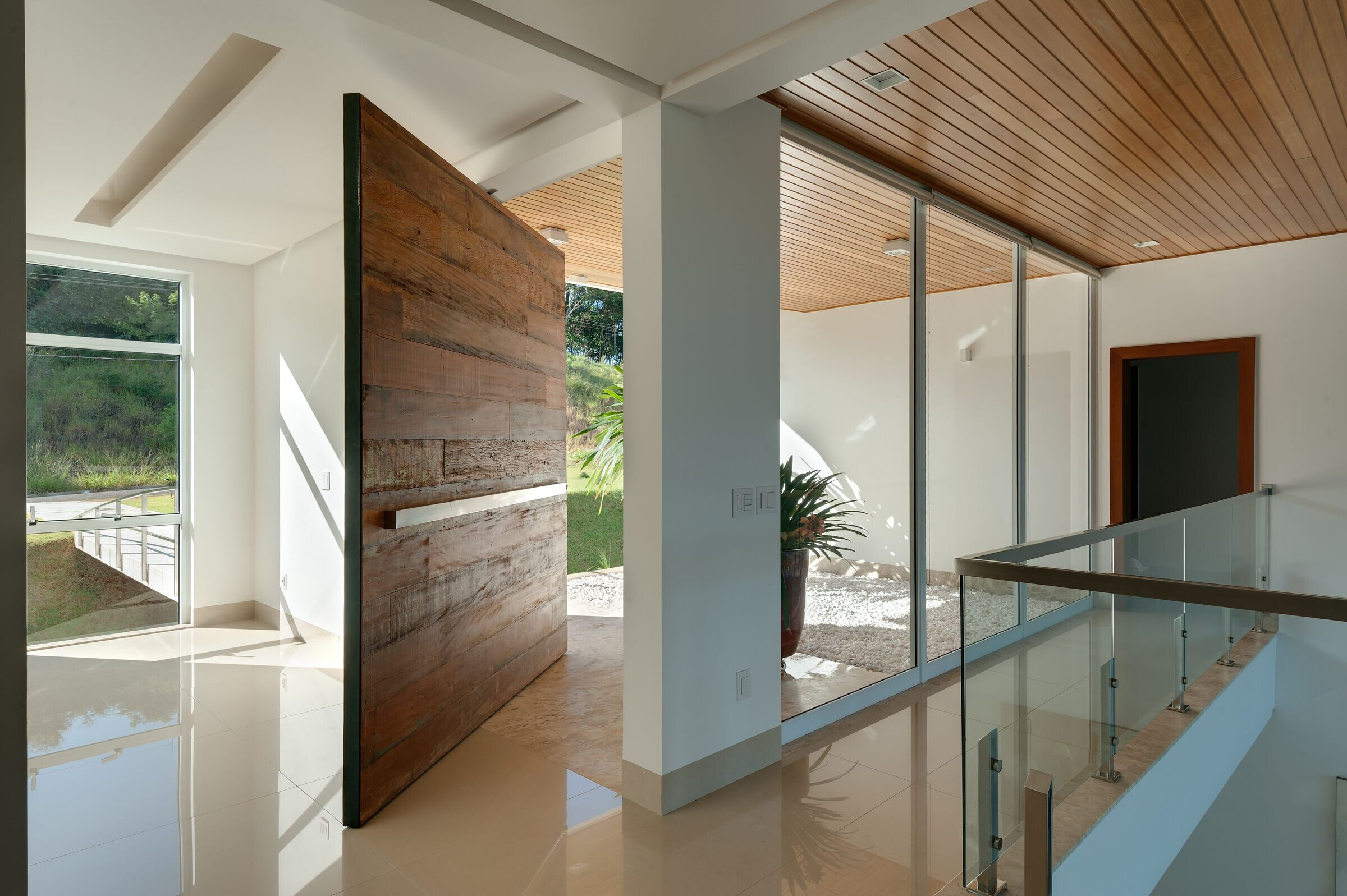 https://archello.com/story/108620/attachments/photos-videos/14 photo_credit leandro moura - estudio onzeonze