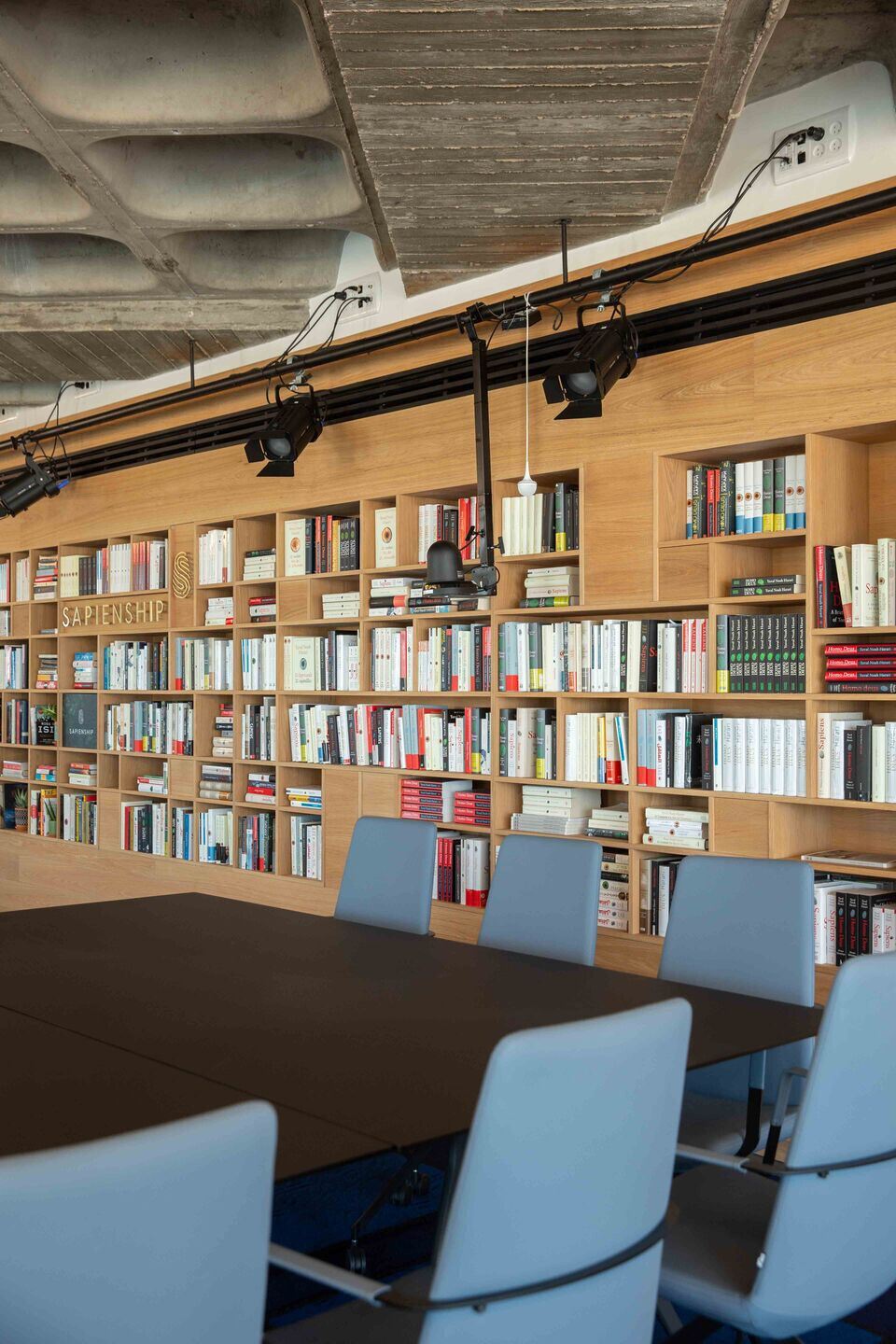 https://archello.com/story/108577/attachments/photos-videos/16 photo_credit Dor Nevo