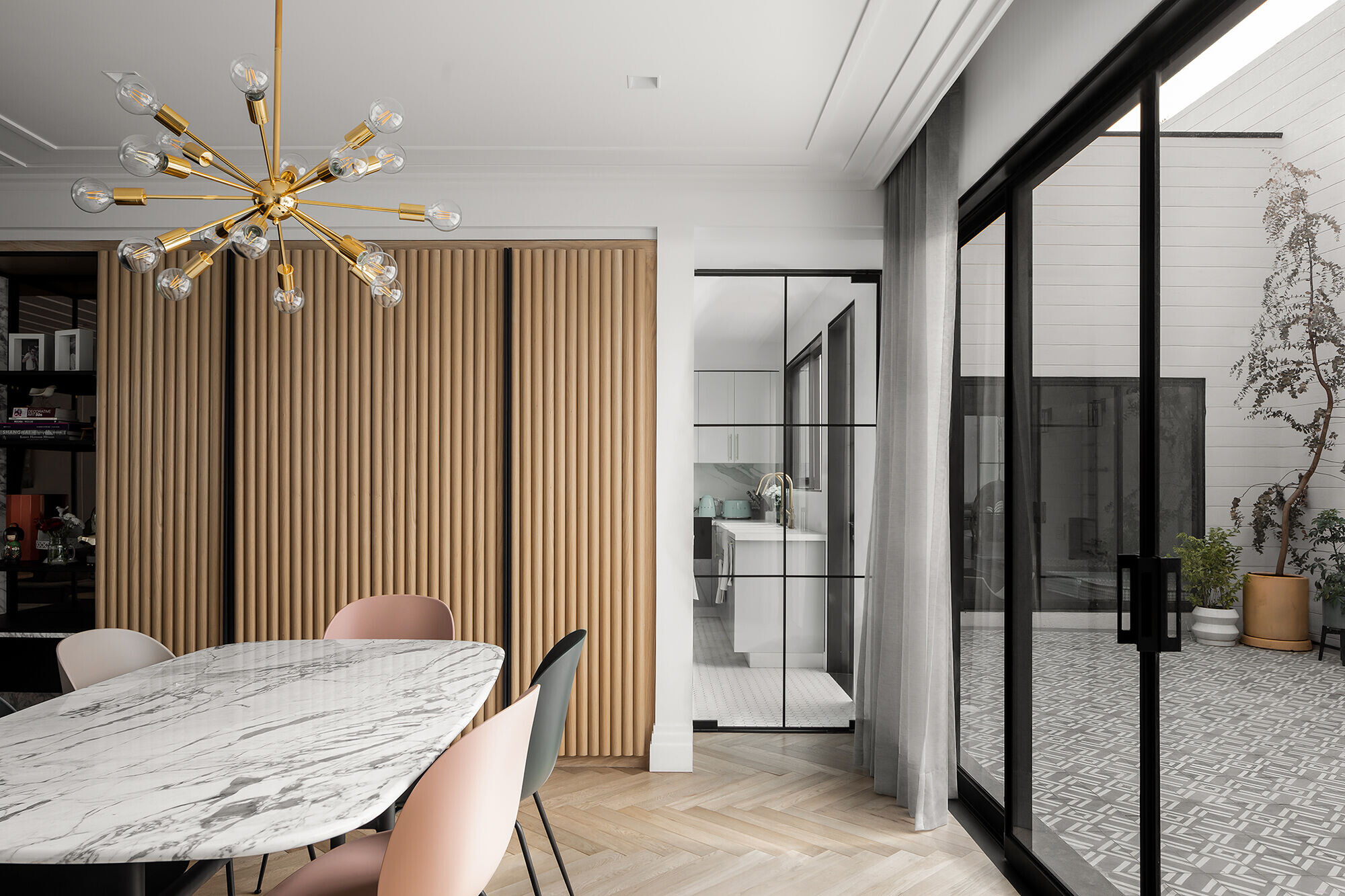 https://archello.com/story/108619/attachments/photos-videos/11