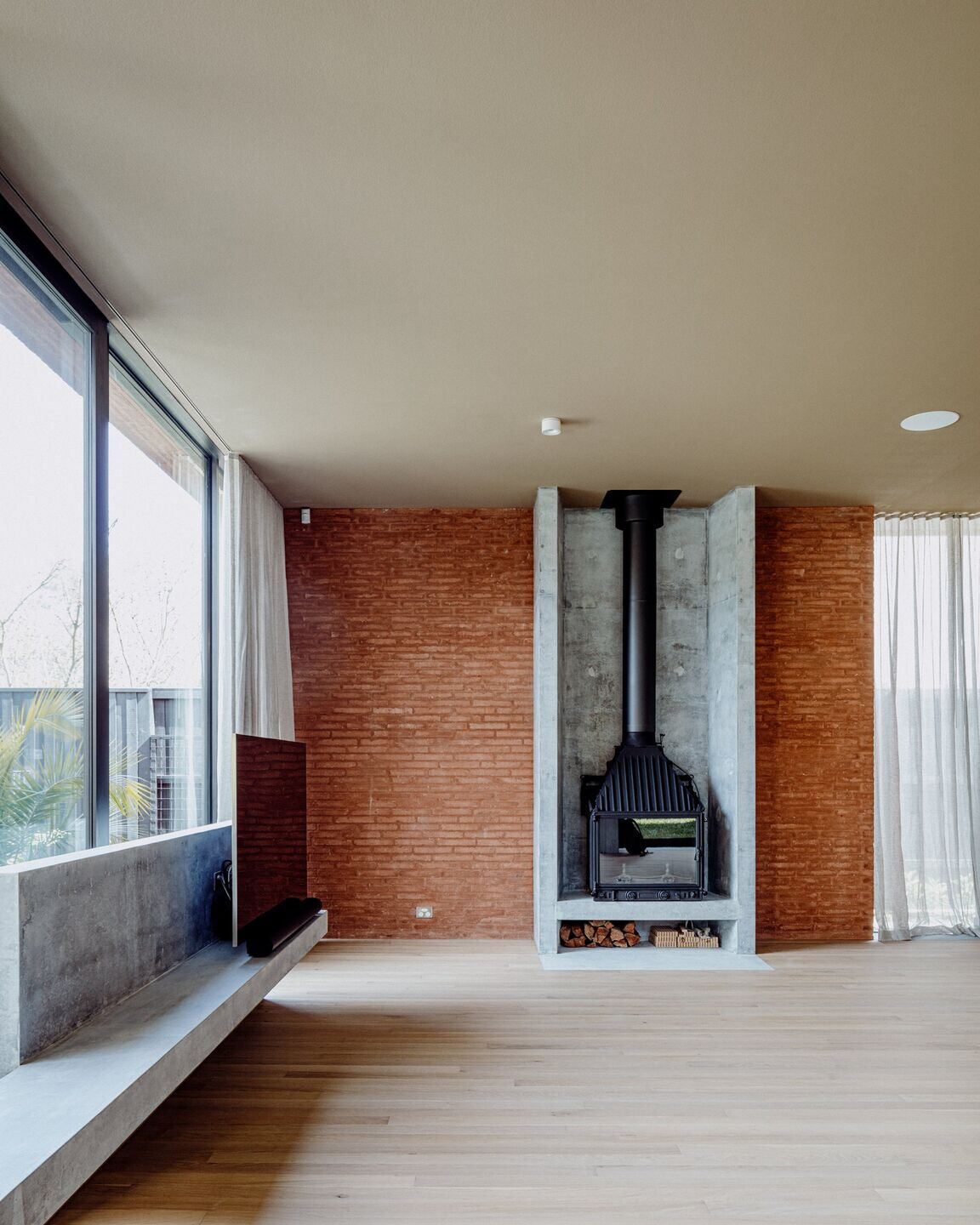 https://archello.com/story/108832/attachments/photos-videos/7 photo_credit Victor Vieaux