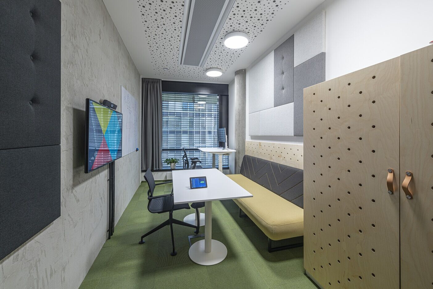 https://archello.com/story/108823/attachments/photos-videos/8 photo_credit Alexander Dobrovodský