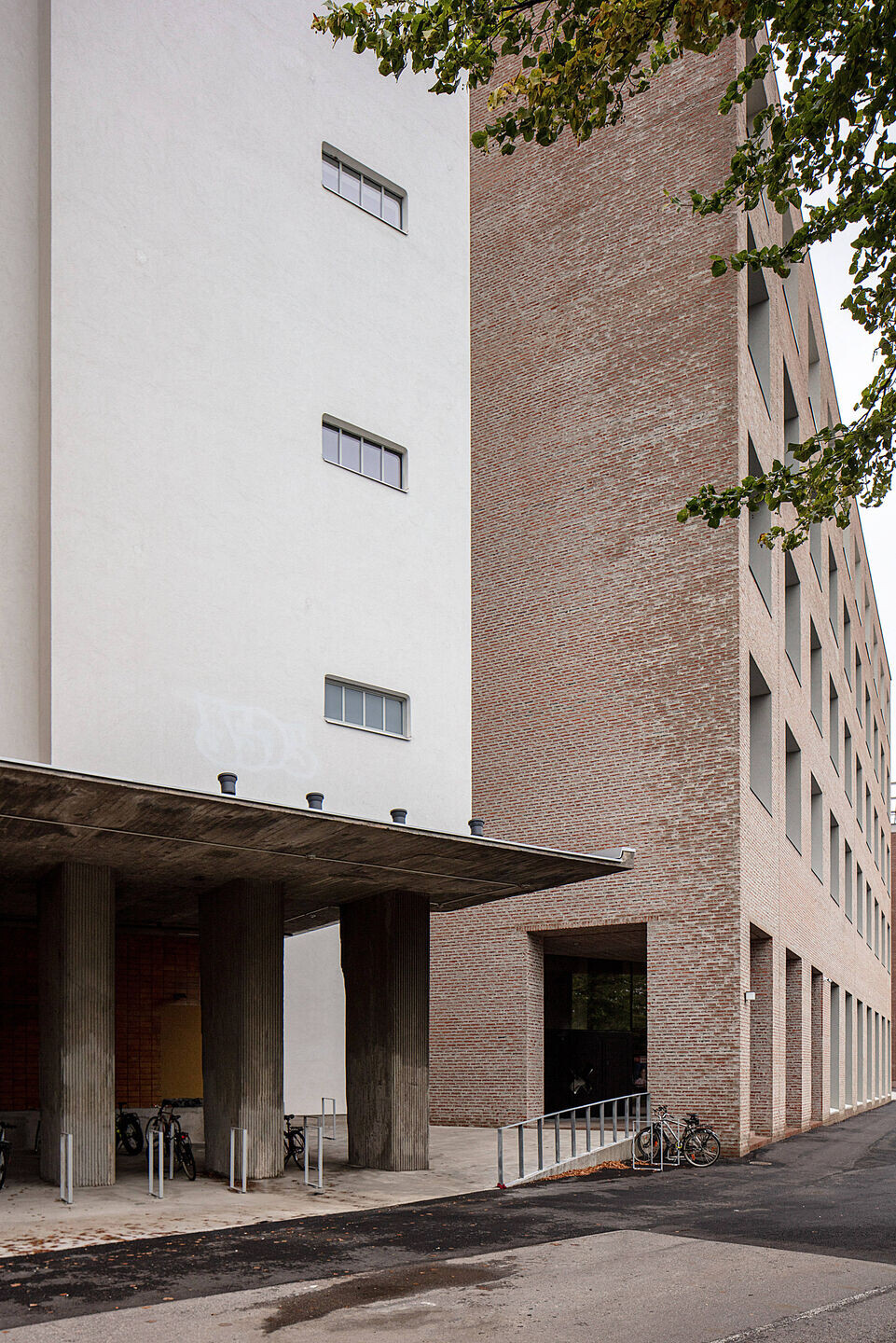 https://archello.com/story/108934/attachments/photos-videos/3 photo_credit Marc Goodwin
