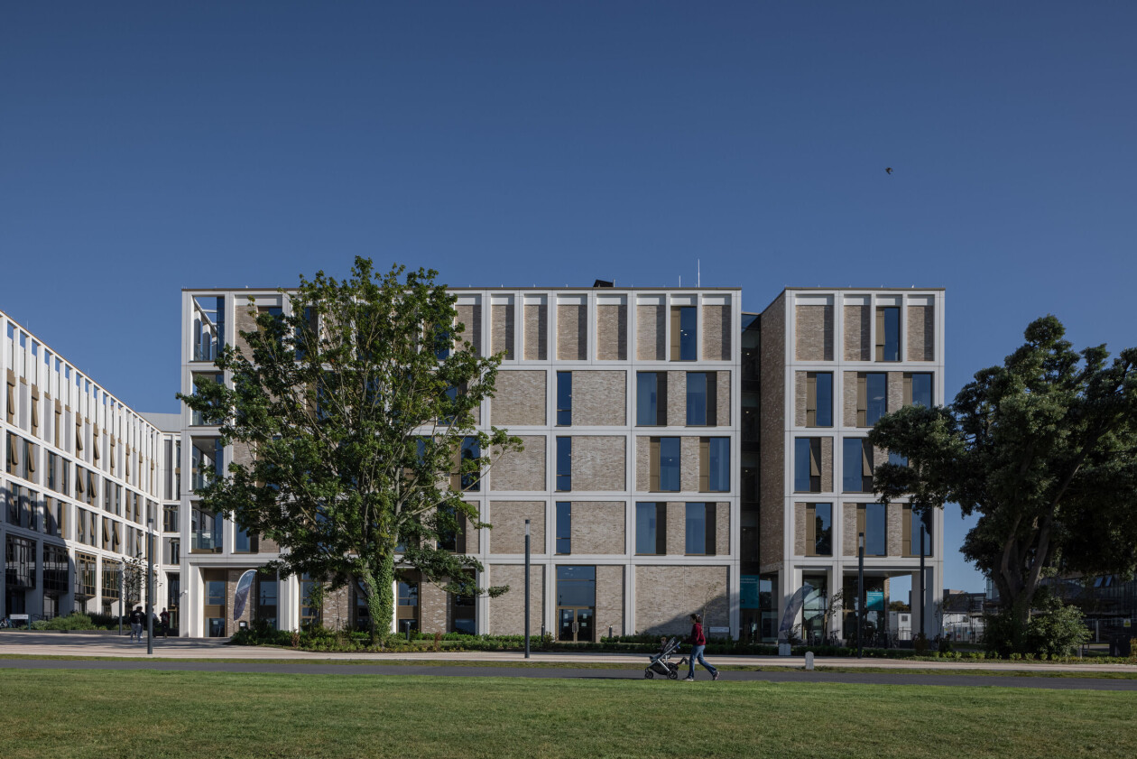 Central Quad Grangegorman Campus by FCB Studios offers a contemporary interpretation of the classic university quadrangle