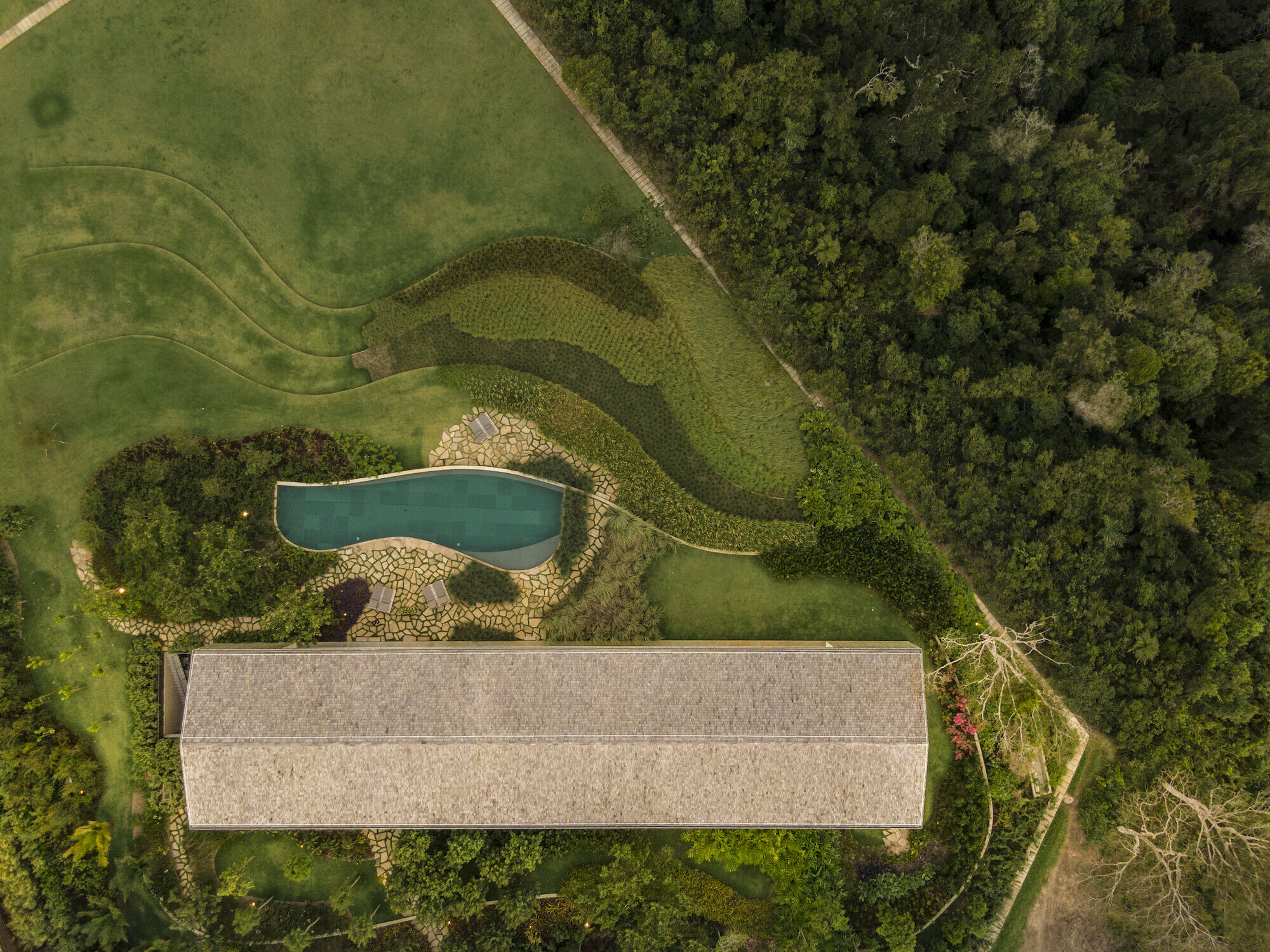 https://archello.com/story/109074/attachments/photos-videos/14 photo_credit Fernando Guerra