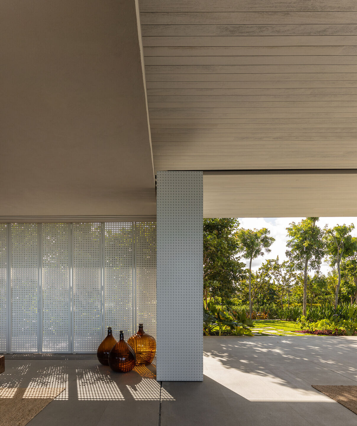 https://archello.com/story/109074/attachments/photos-videos/18 photo_credit Fernando Guerra
